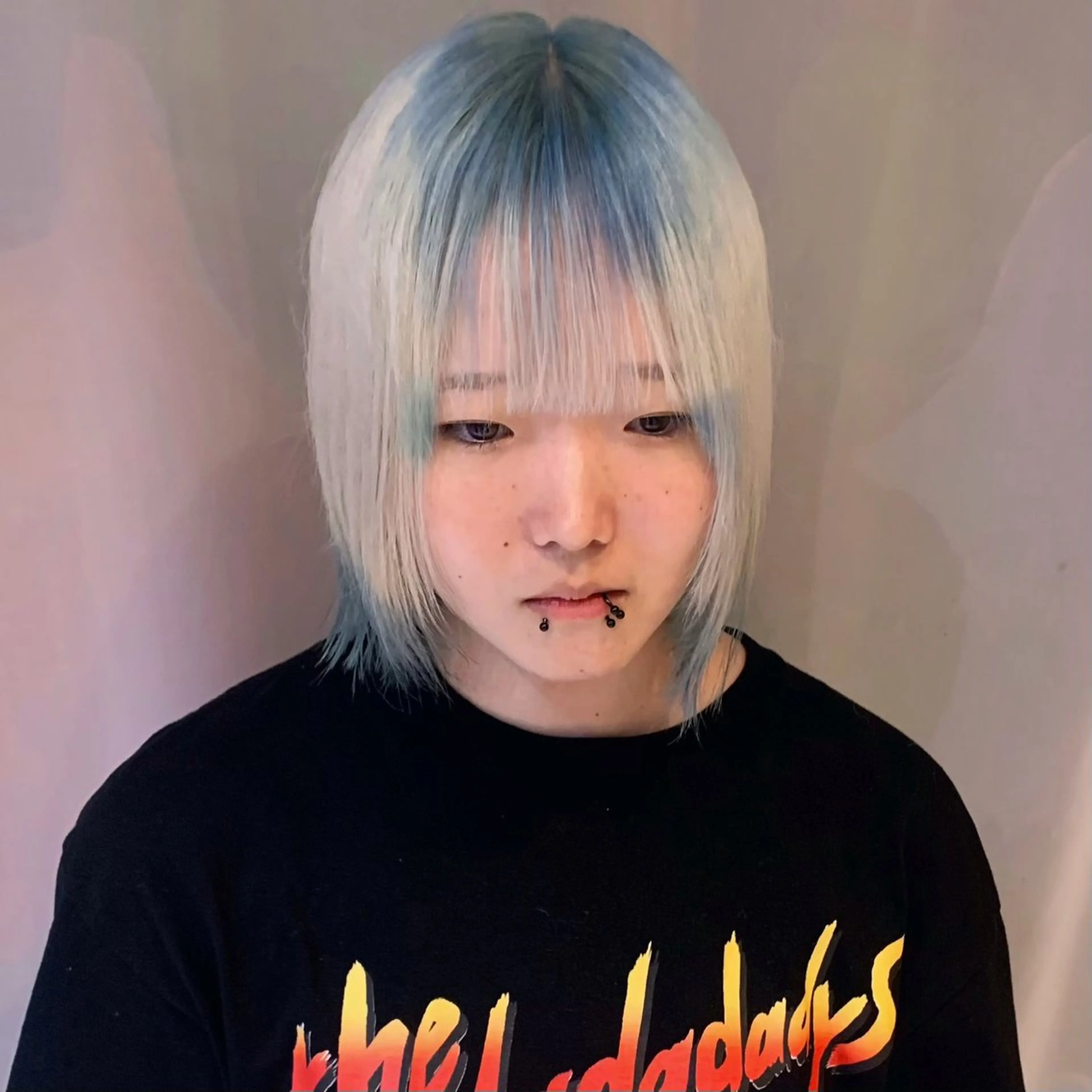 ミディアム ヘアカラー 中村 功樹のヘアスタイル