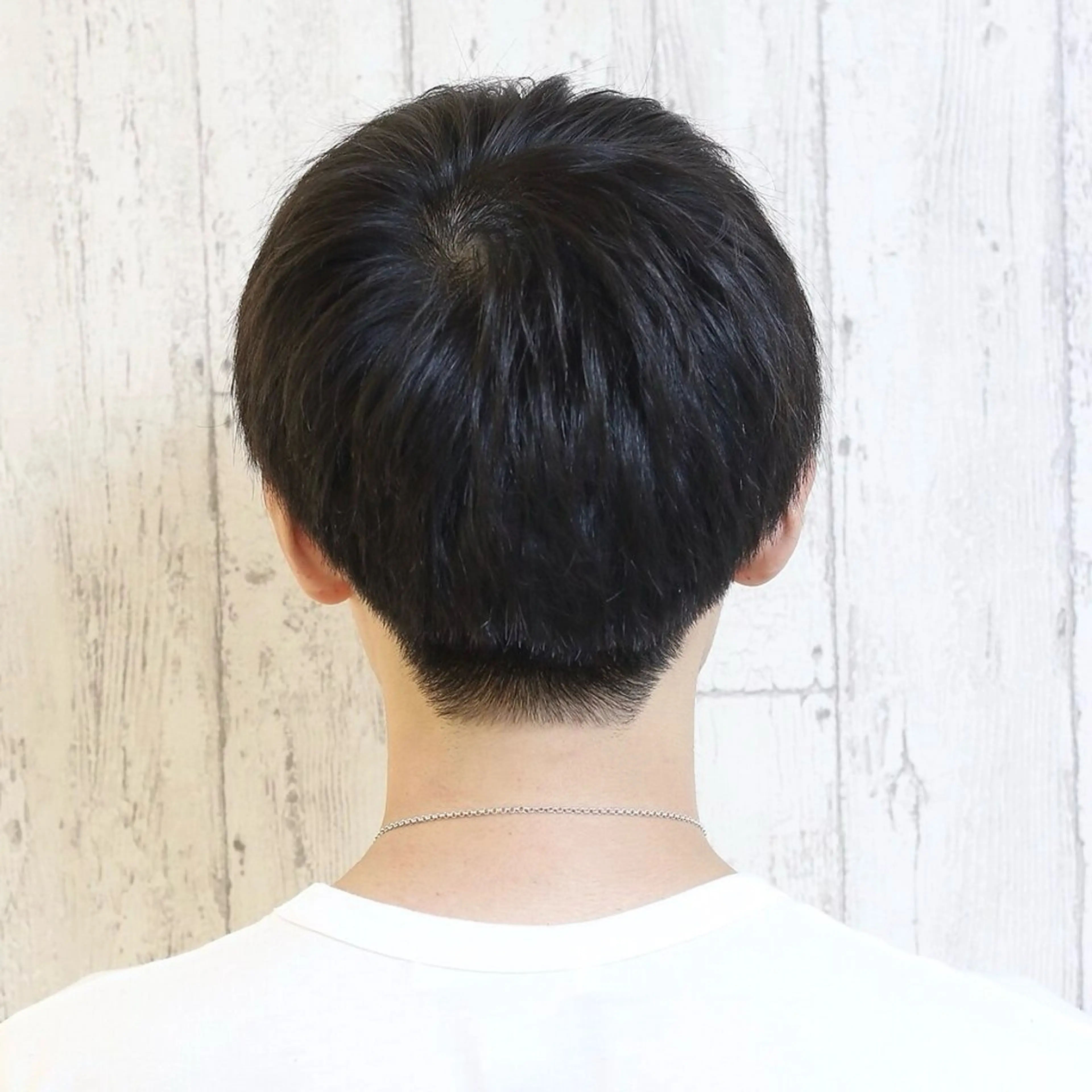 ショート メンズ マッシュ ショートヘア カット メンズ特化カットパー マカラー坂田柊のヘアスタイル