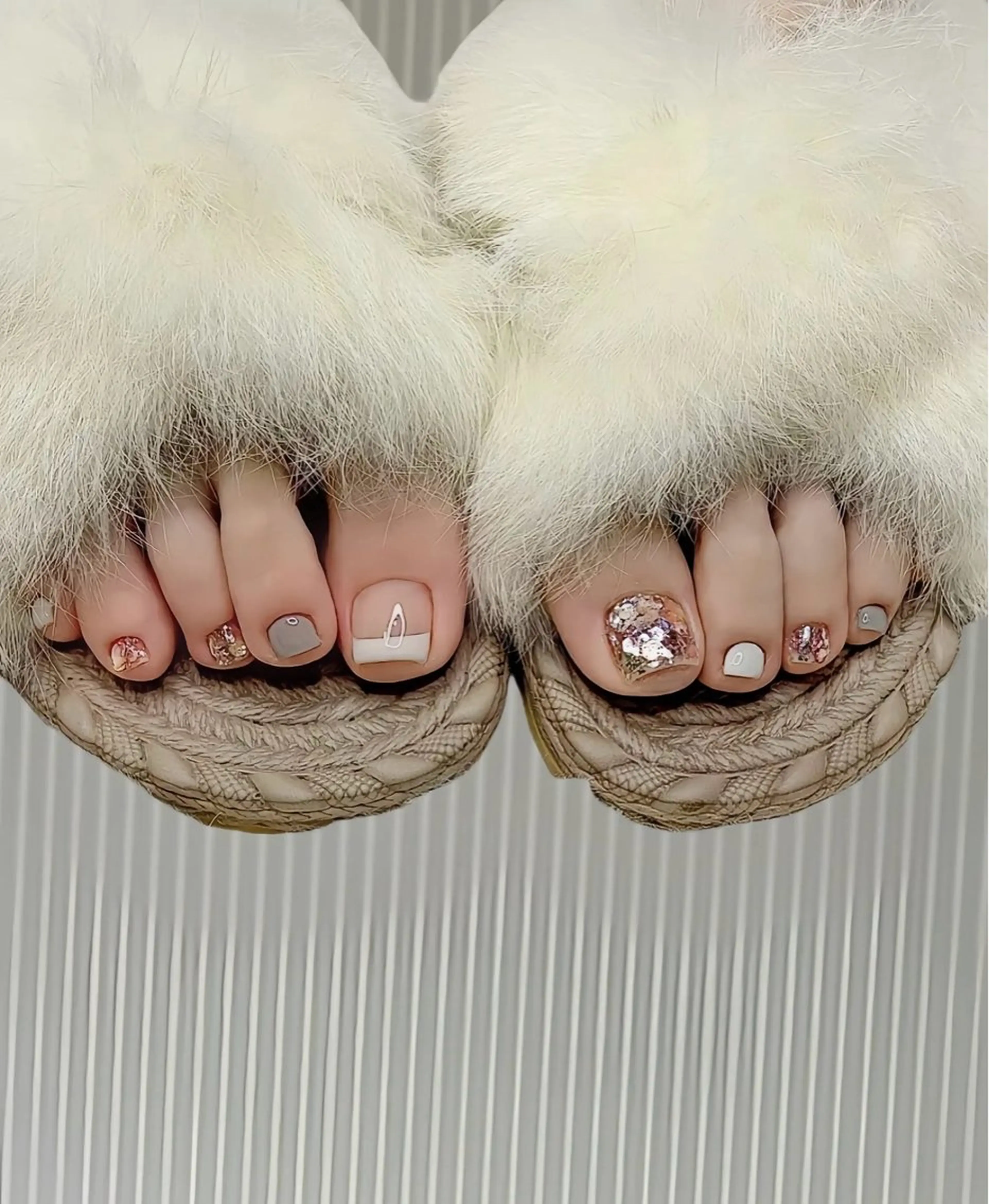 ネイル LEDアイラッシュ ∩_∩アオイのマツエク・マツパデザイン