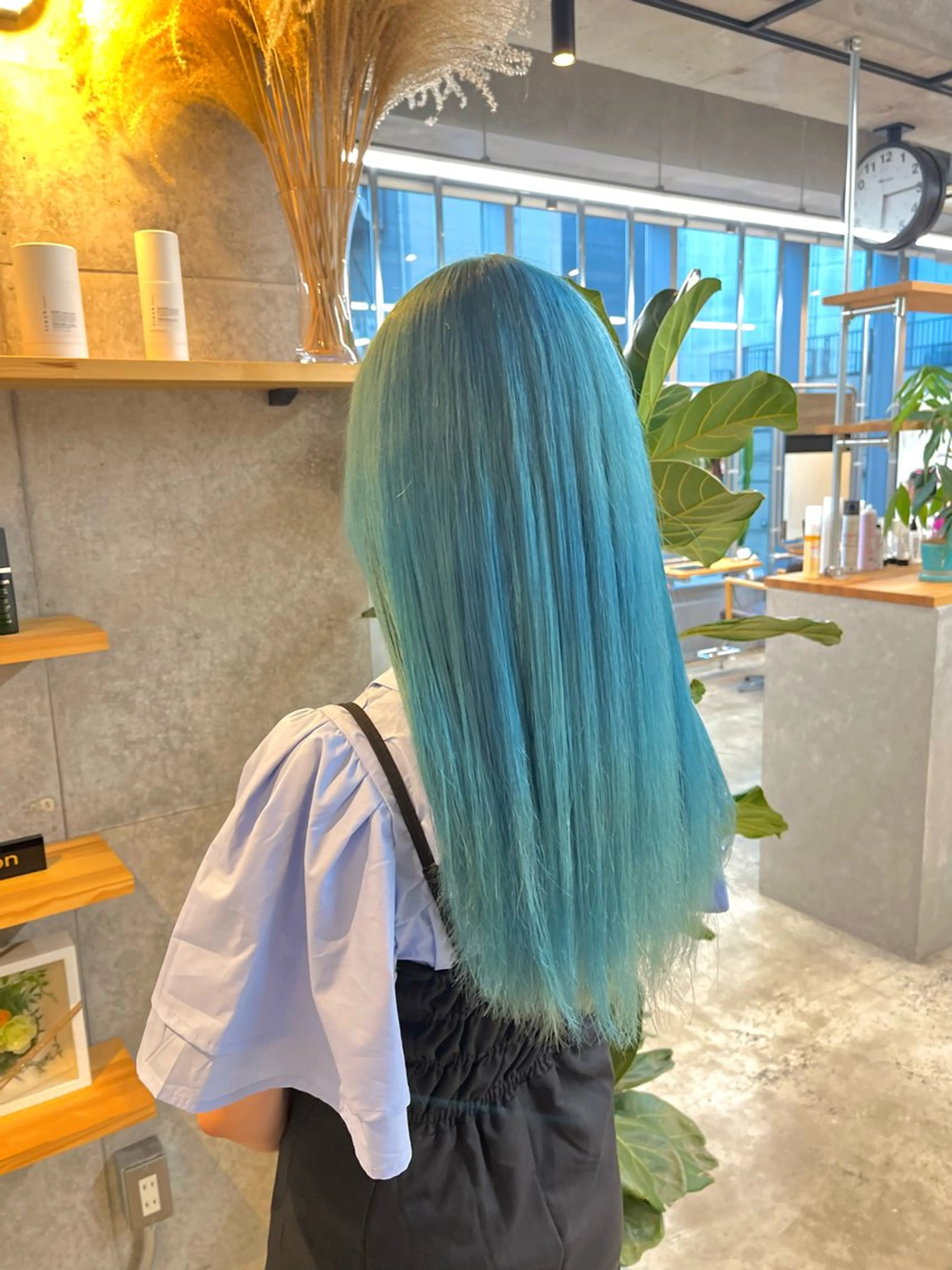 ロング カラー ヘアカラー ハイトーンカラ ー/小川のヘアスタイル