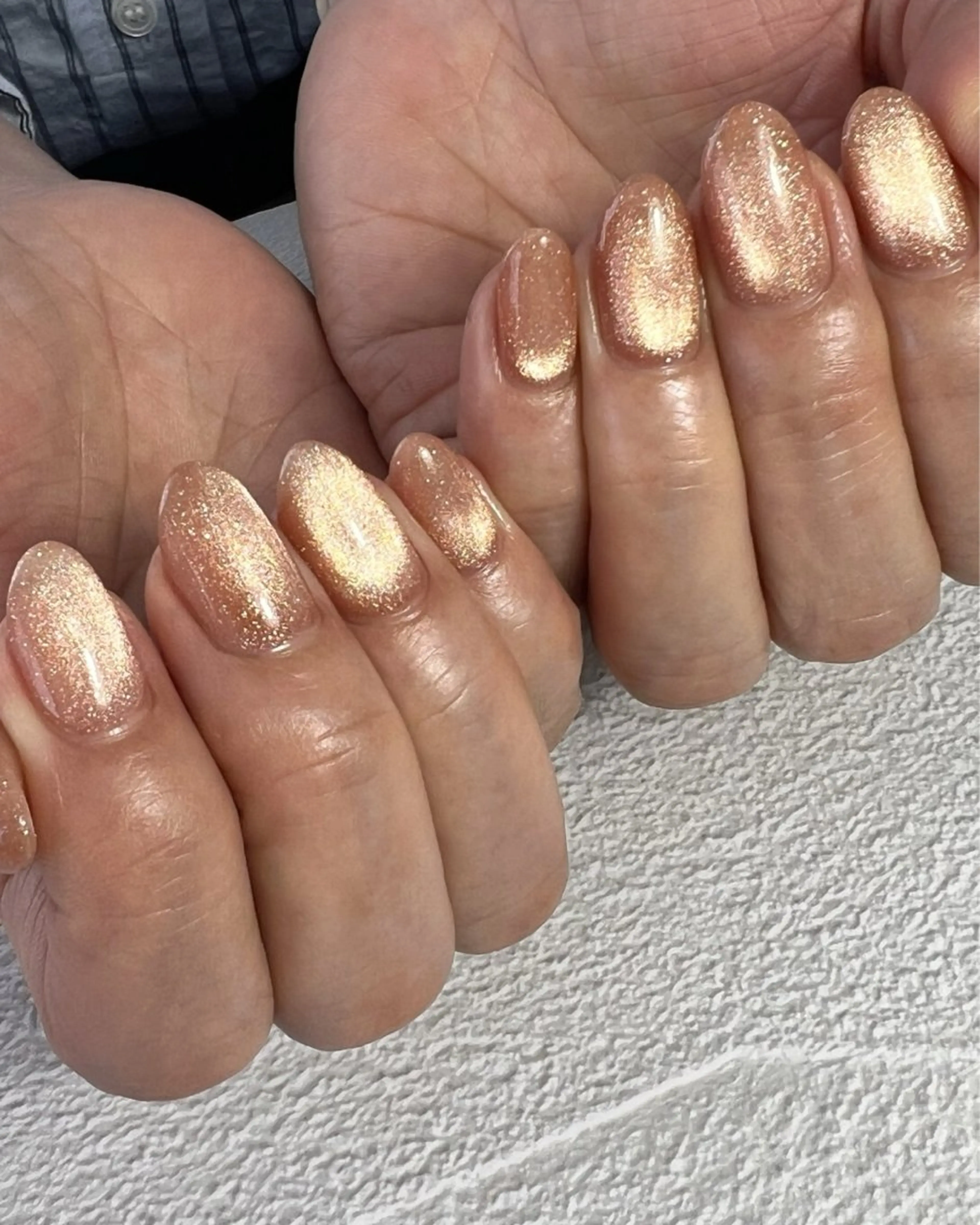 ネイル ゴールド nail salon Natural Cure所属・YAMAGUCHI MIHIのネイルデザイン