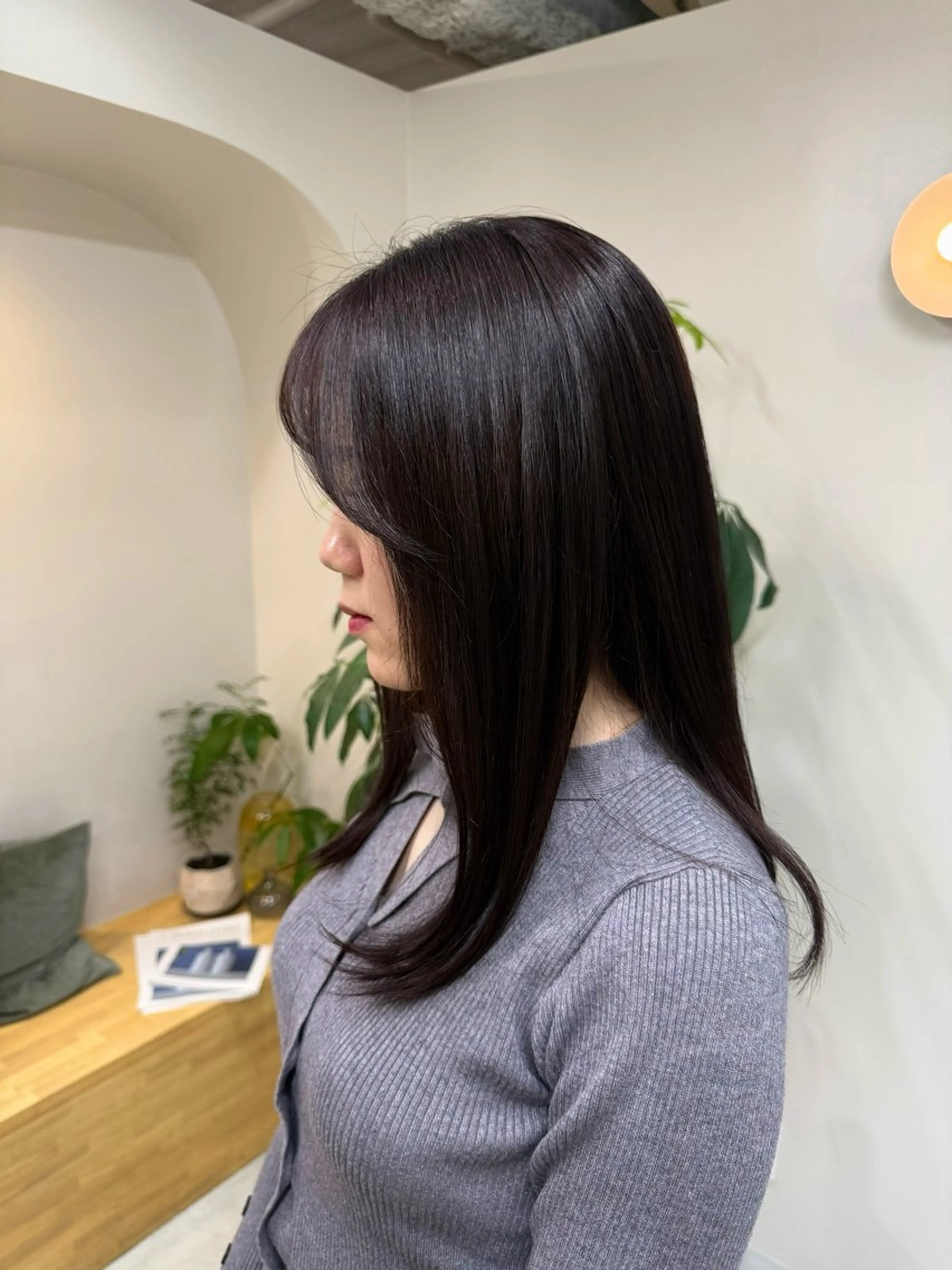 カラー 三好 万葉のヘアスタイル