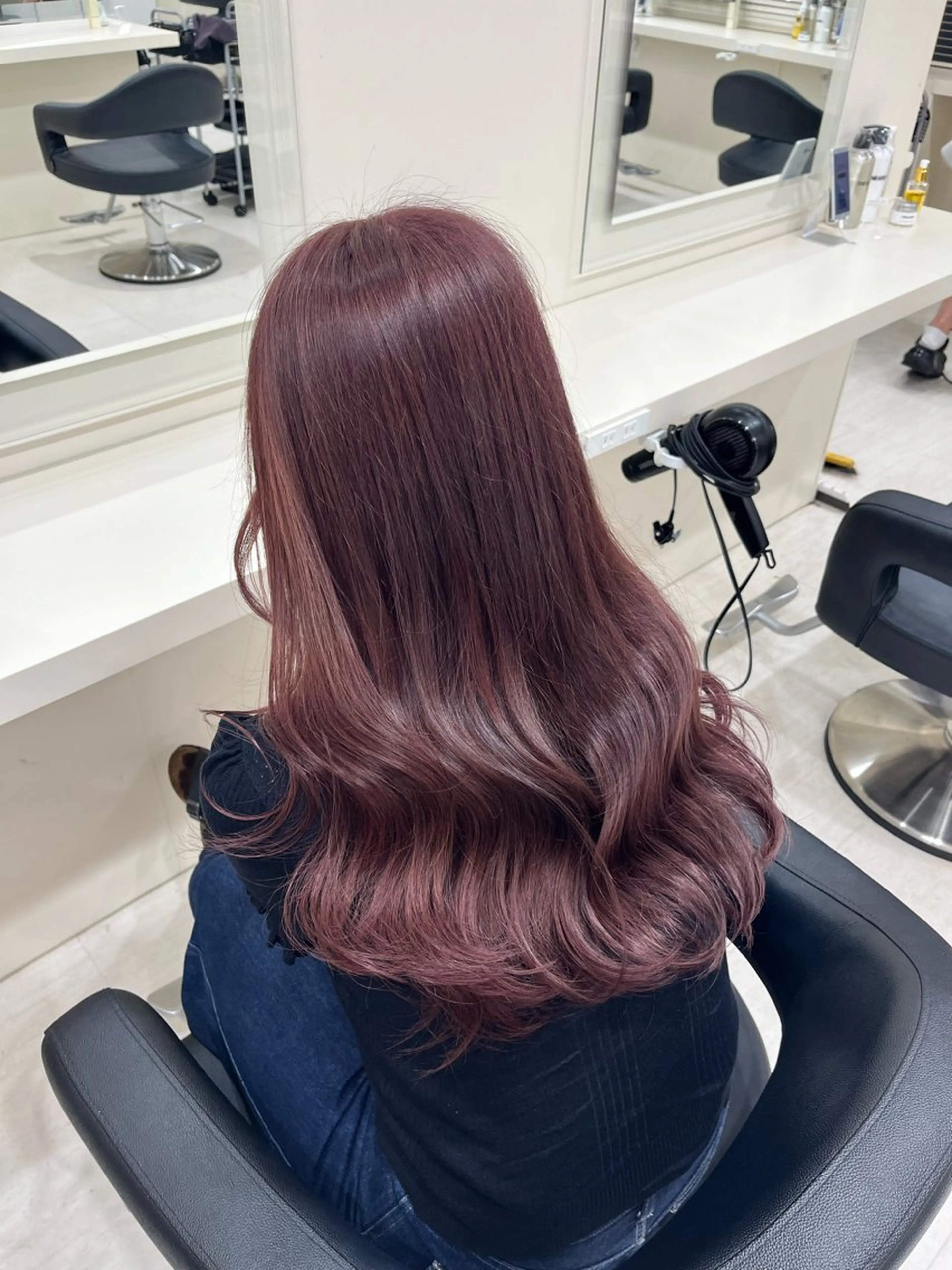 ロング ヘアカラー トリートメント 🎀淡めモテカラー WAKANA🎀のヘアスタイル