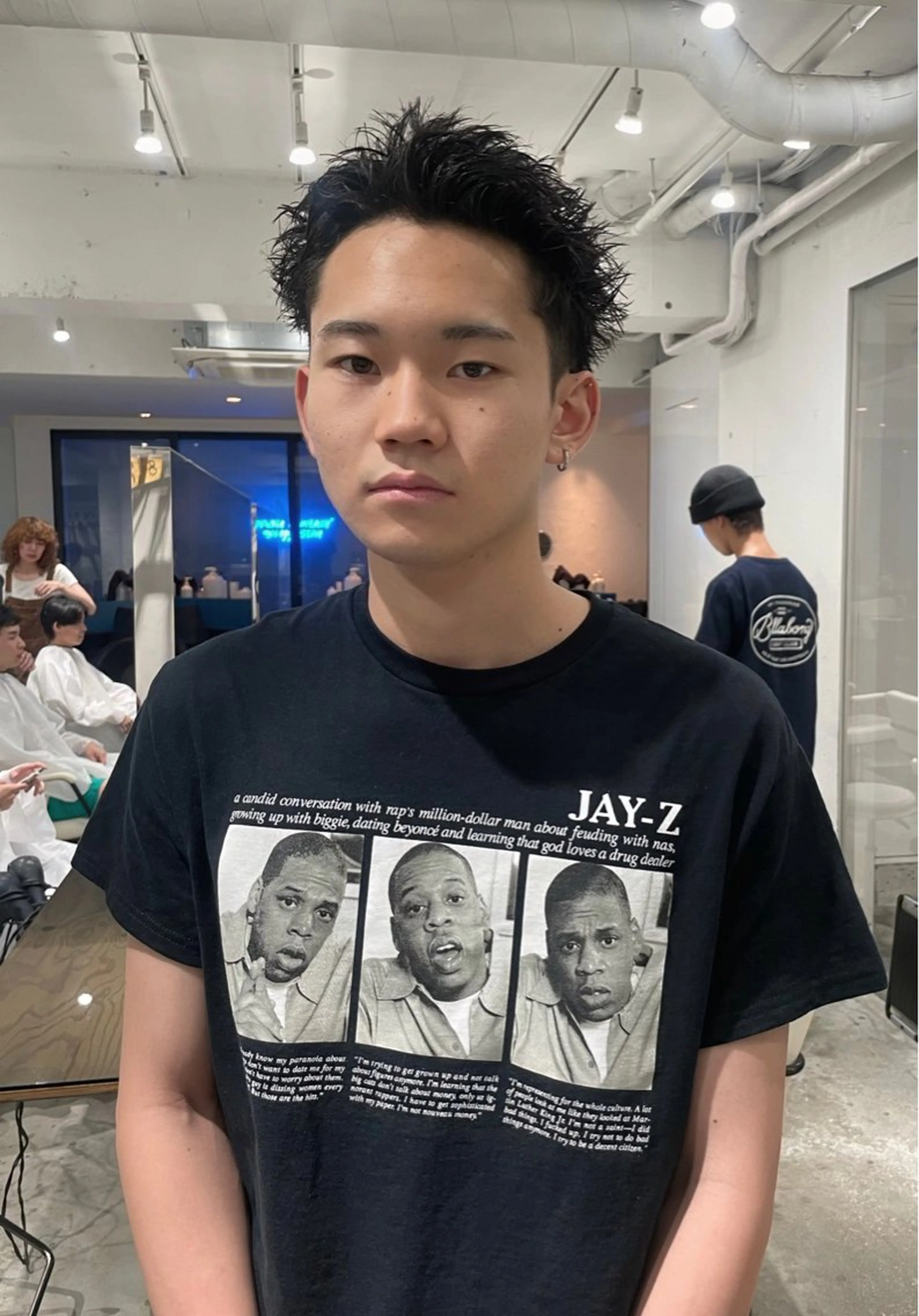 ショート メンズ メンズバレイヤージュ メンズブリーチ センターパート フェードカット メンズハイライト カット トリートメント スパイラルパーマ 🌐hina⭐️のヘアスタイル