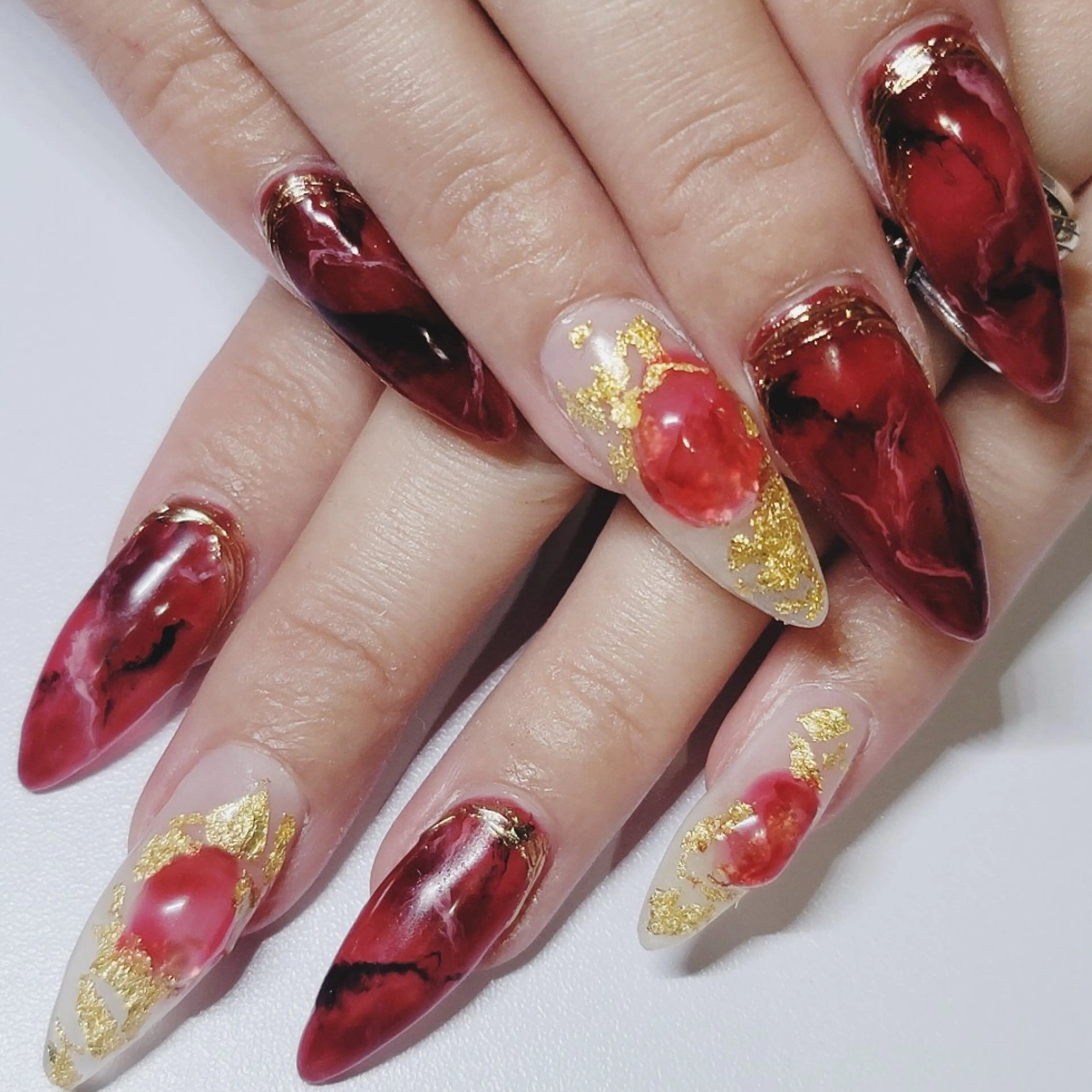 ネイル アートネイル 大理石ネイル(マーブル) ホワイト ハンドネイル よしだ ひろきのネイルデザイン