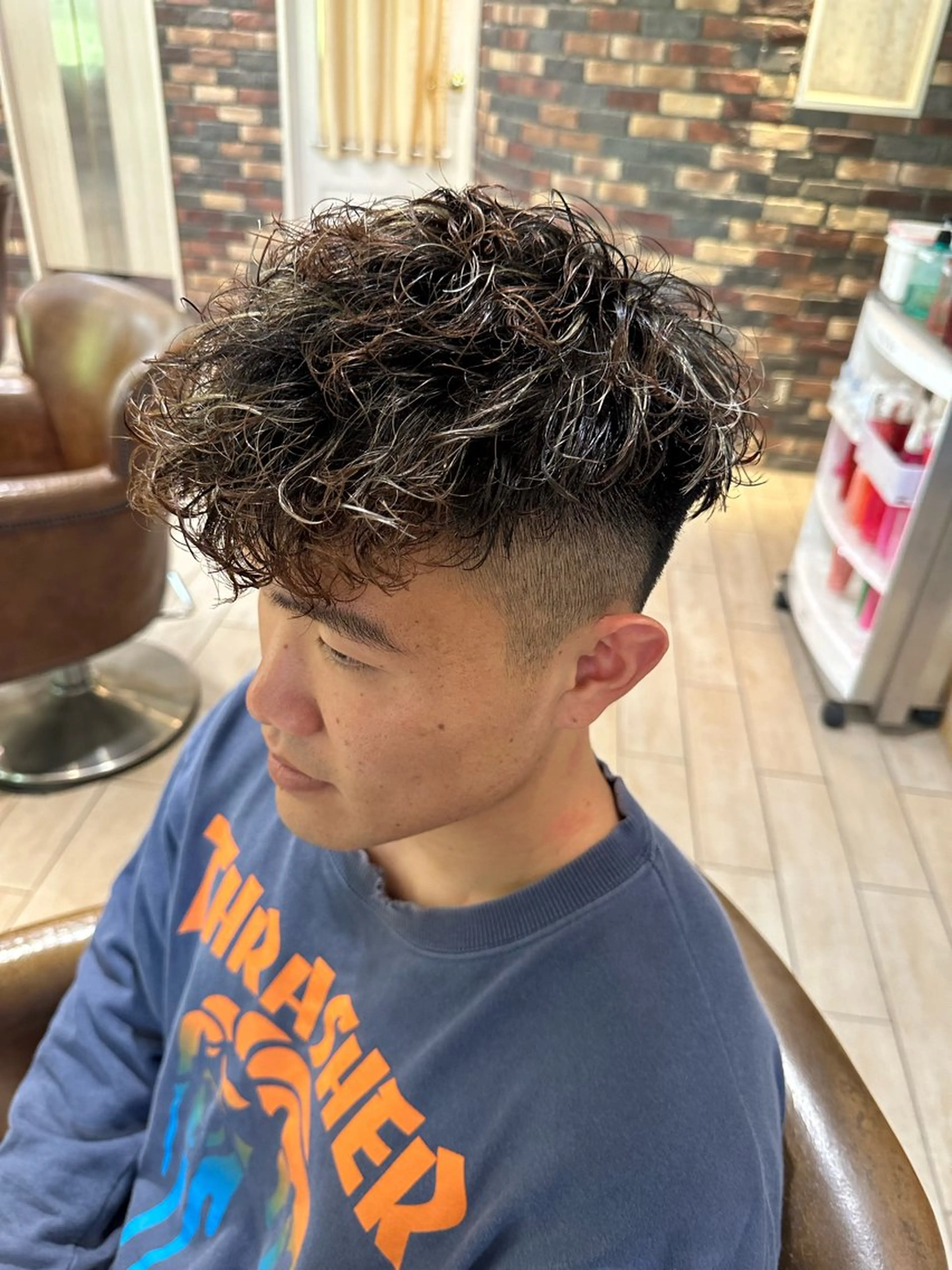 カラー パーマ メンズ 増渕 駿介のヘアスタイル