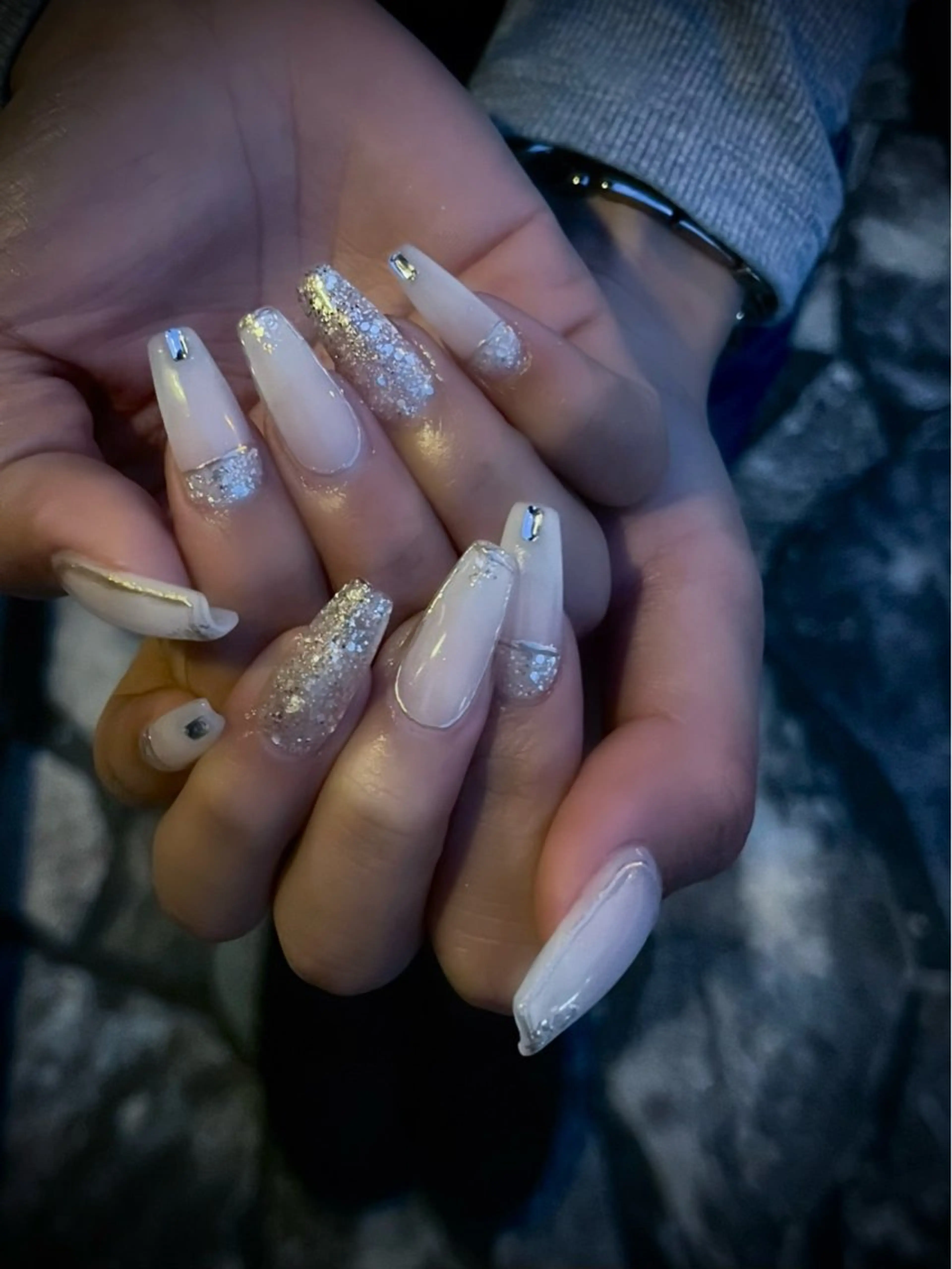 ネイル キラキラネイル マグネットネイル ワンカラーネイル スカルプネイル ワンホンネイル nine.🦋 YUKOのネイルデザイン