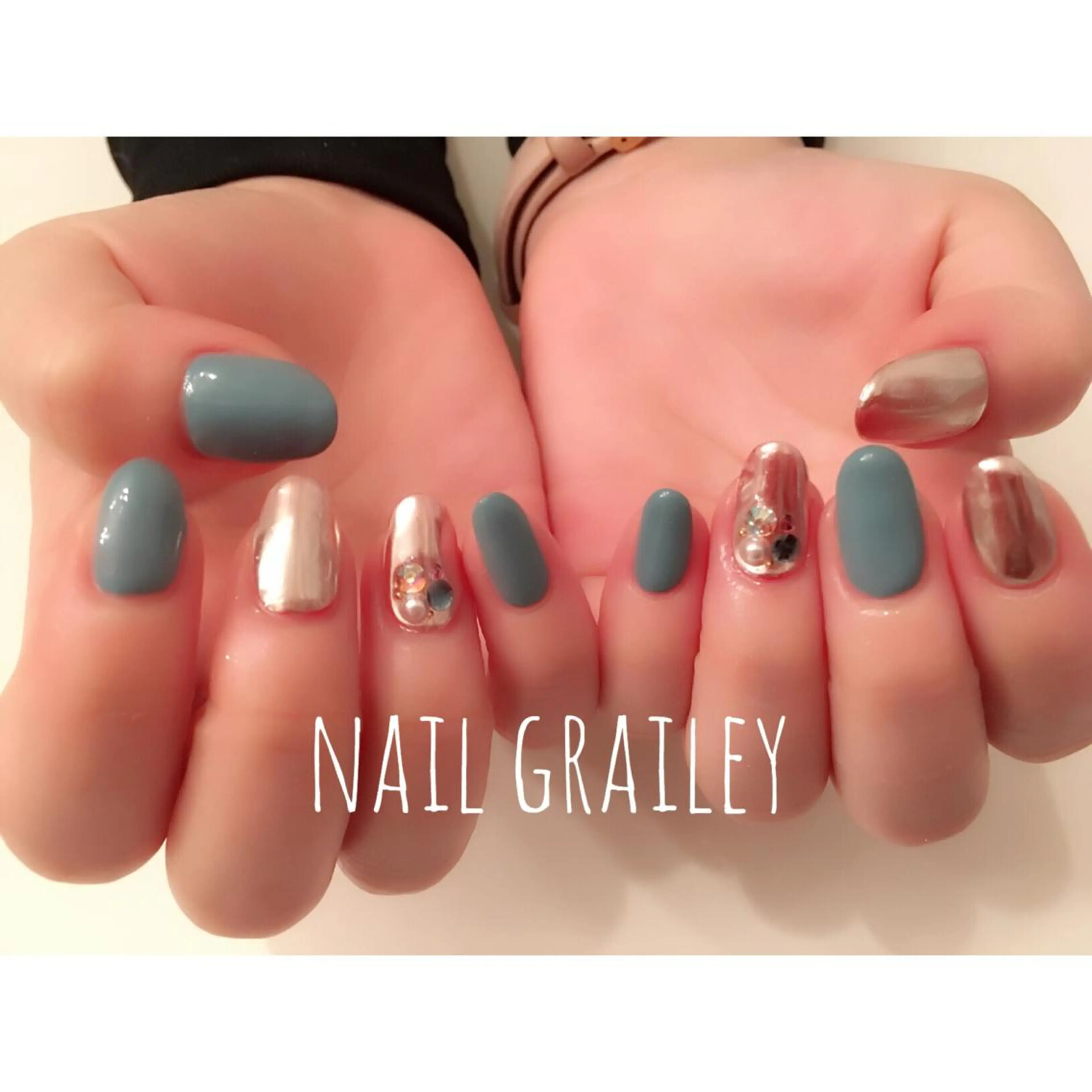 ネイル ミラーネイル nail makoのネイルデザイン