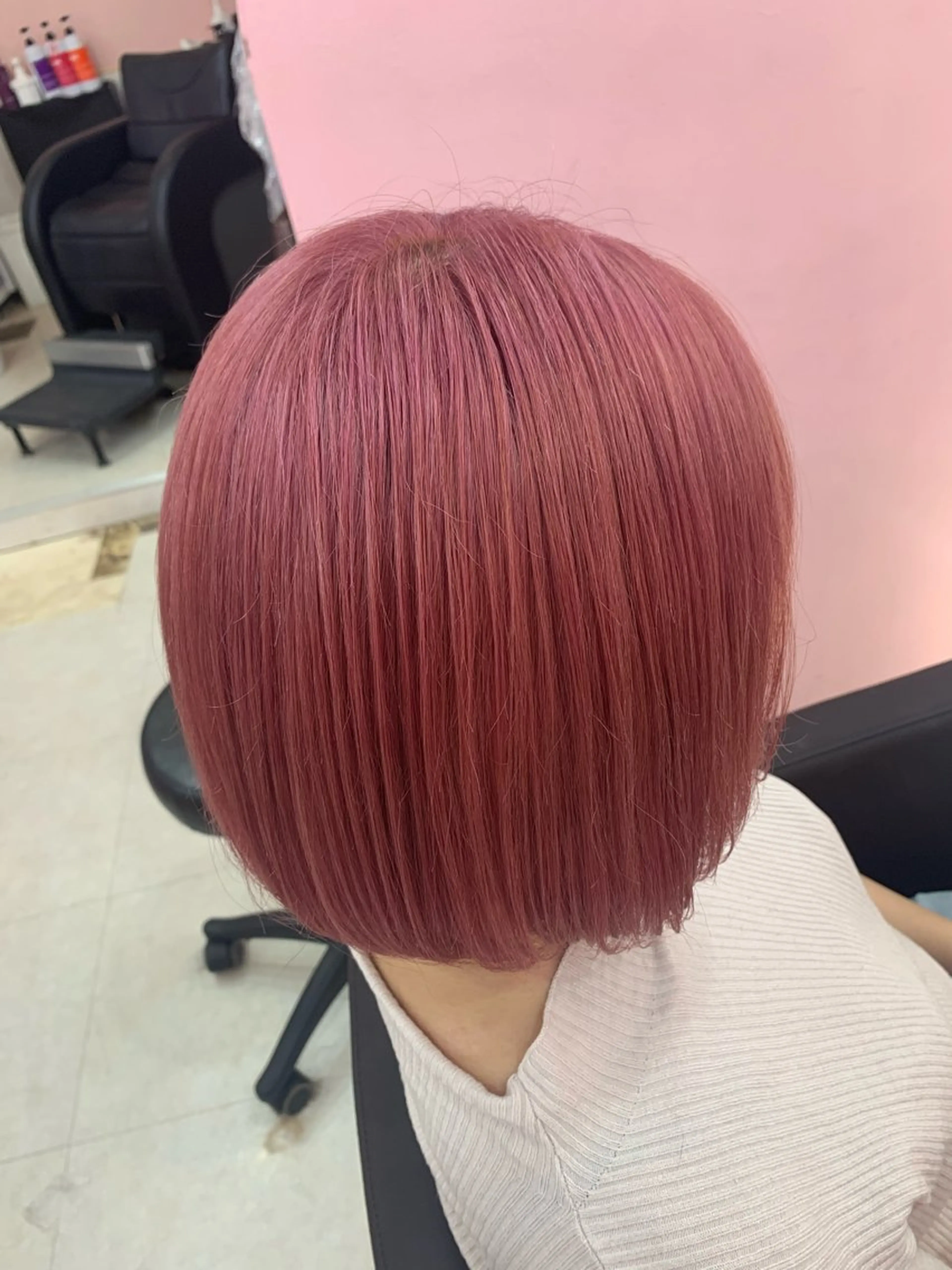 ミディアム 甘ふわgirly🎀 ハイトーン🤍Ramのヘアスタイル