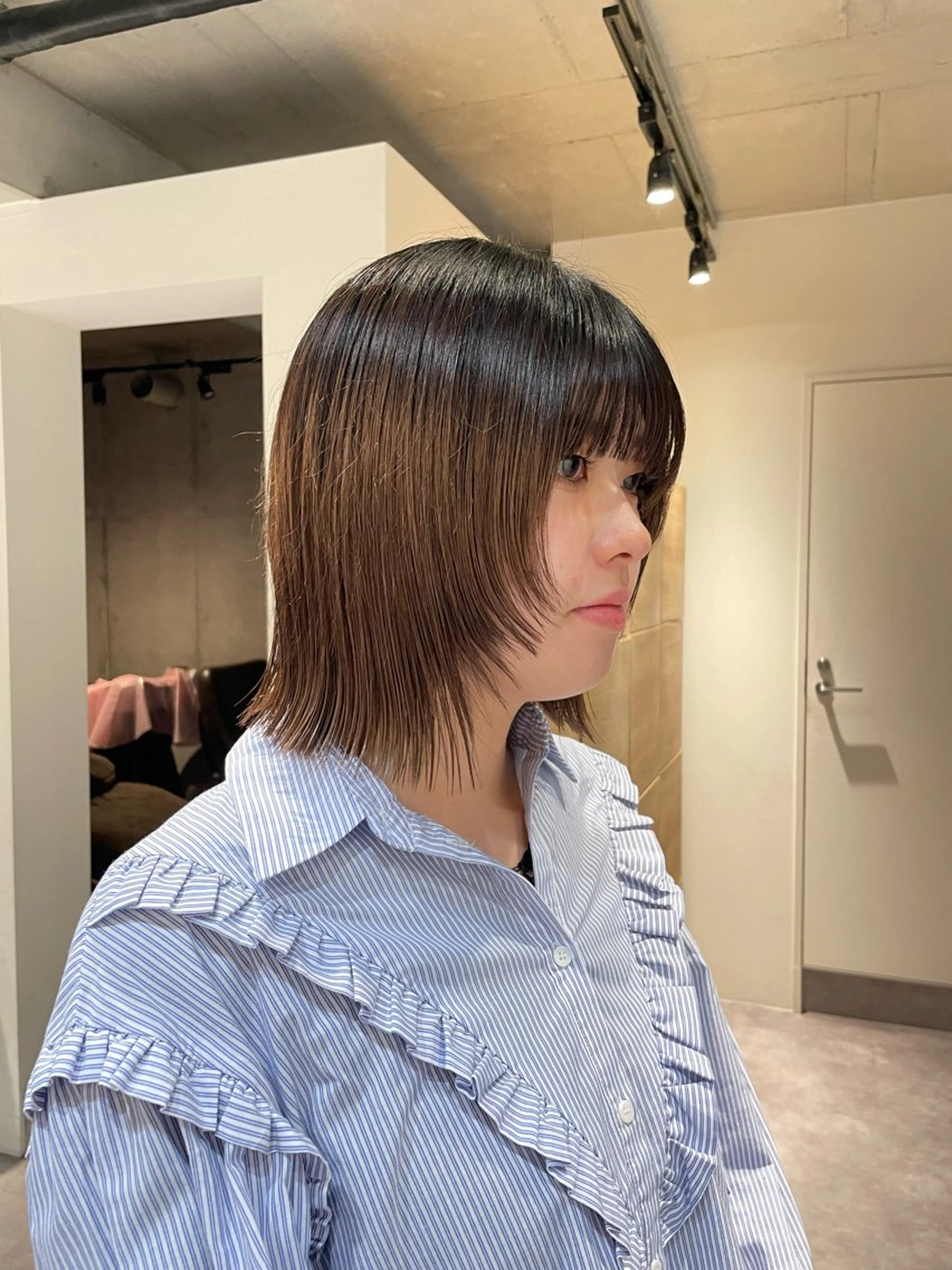 ショート ボブ 顔まわりレイヤー 顔周りカット レイヤーカット 葉月/ボブ/ 透明感カラー／中目黒のヘアスタイル