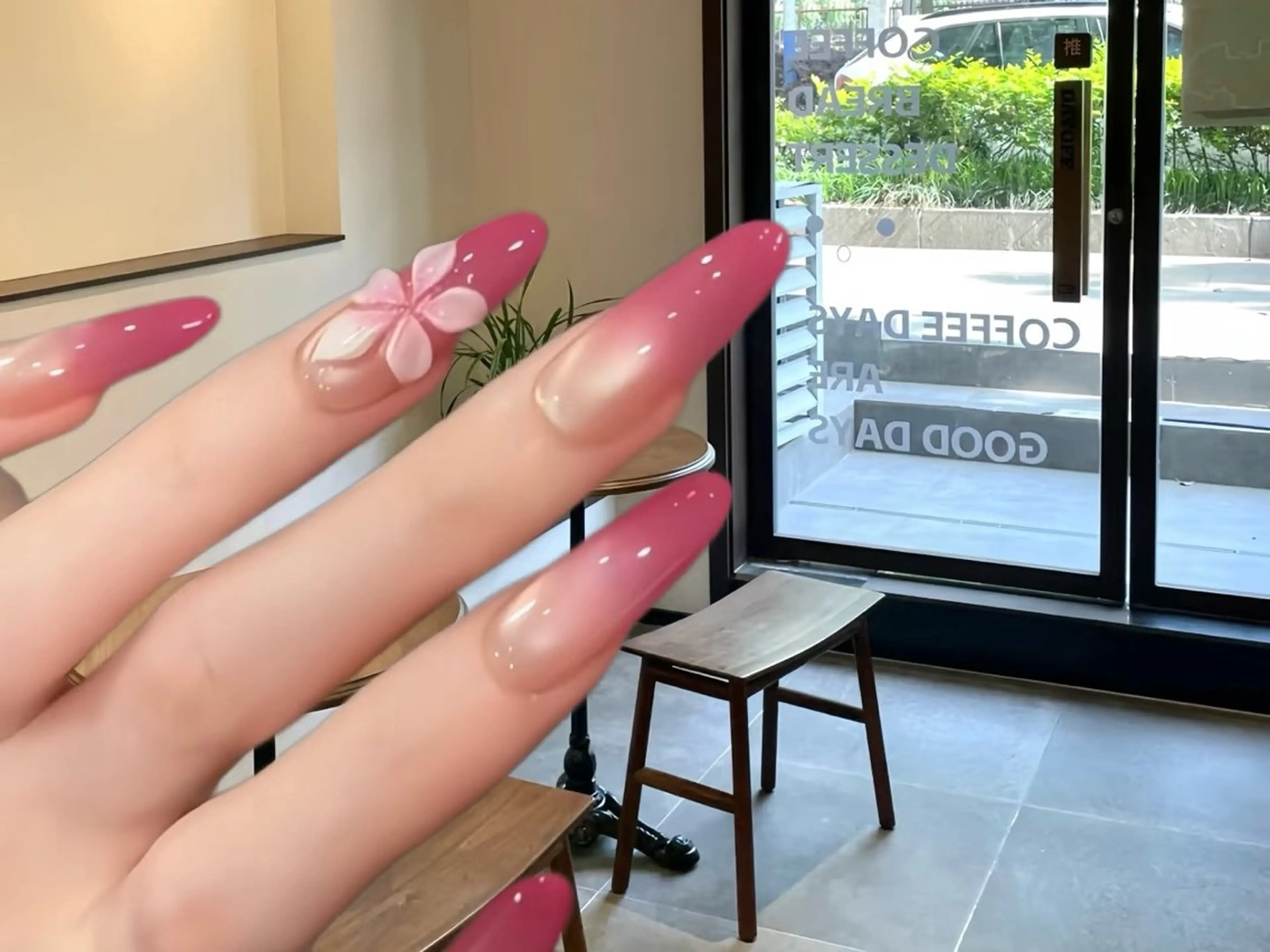 ネイル ハンドネイル ネイルサロン lotusのネイルデザイン