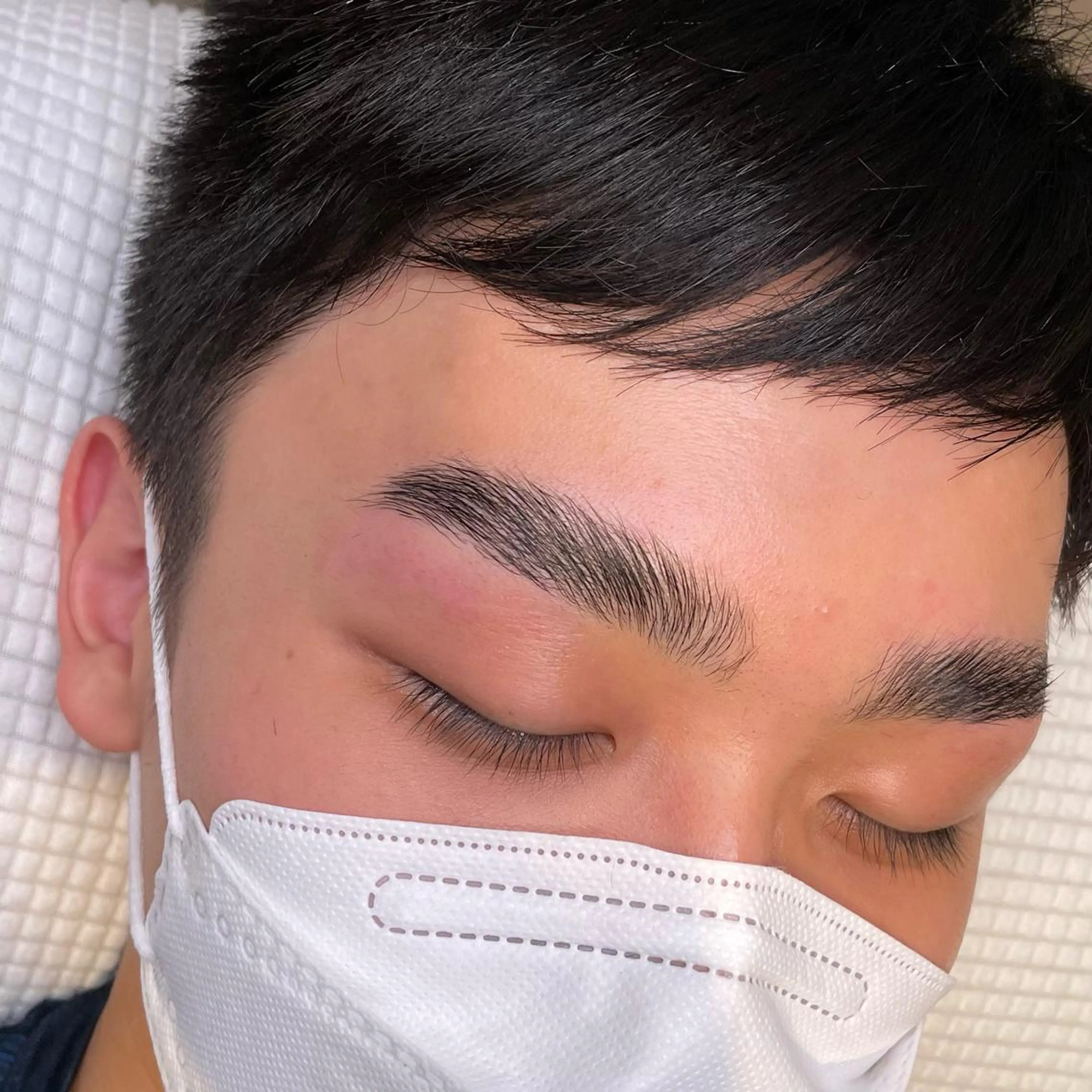 メンズ アイブロウ ワックス脱毛 その他(アイブロウ) viii ヴィーのマツエク・マツパデザイン