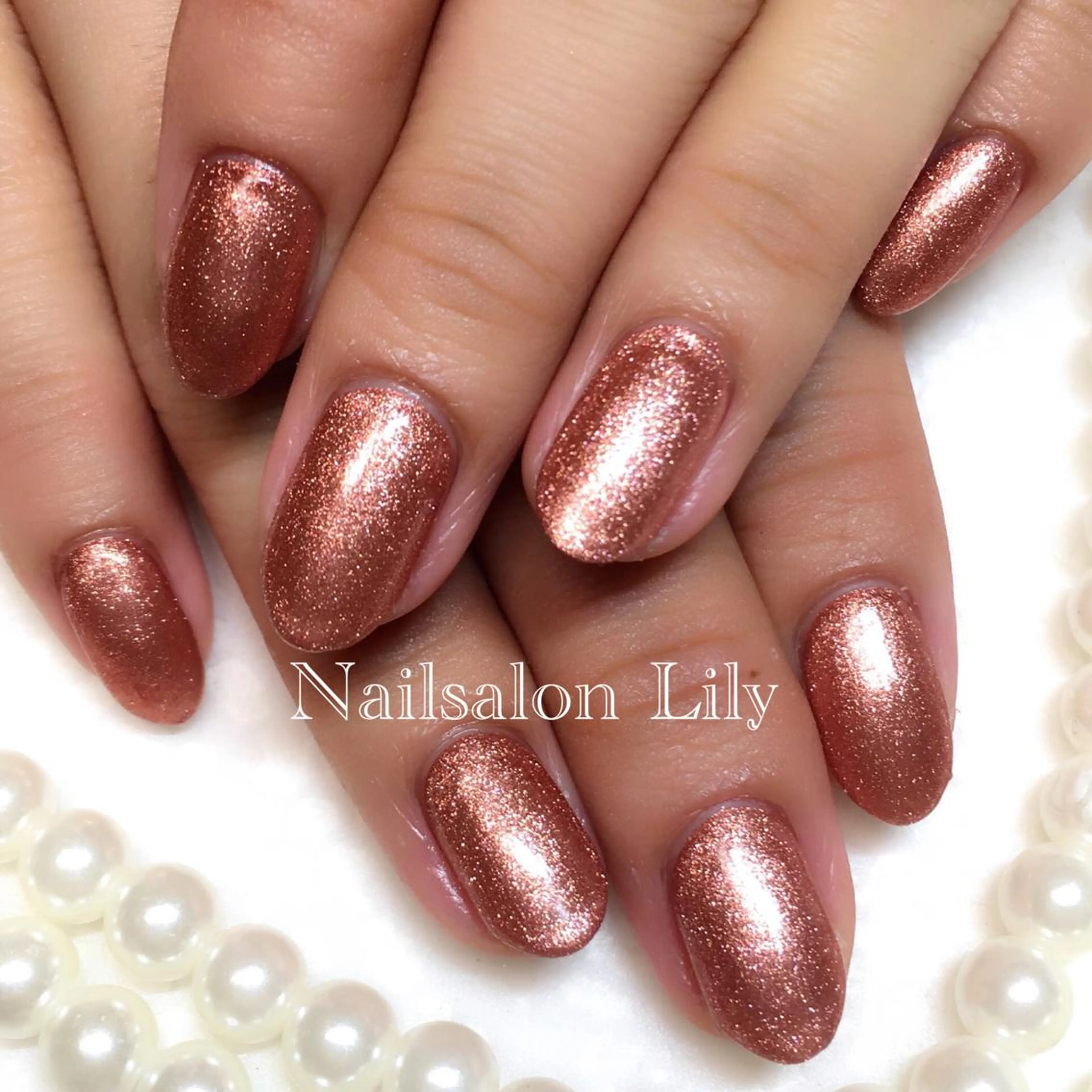 ネイル キラキラネイル ワンカラーネイル Nailsalon Lilyのネイルデザイン