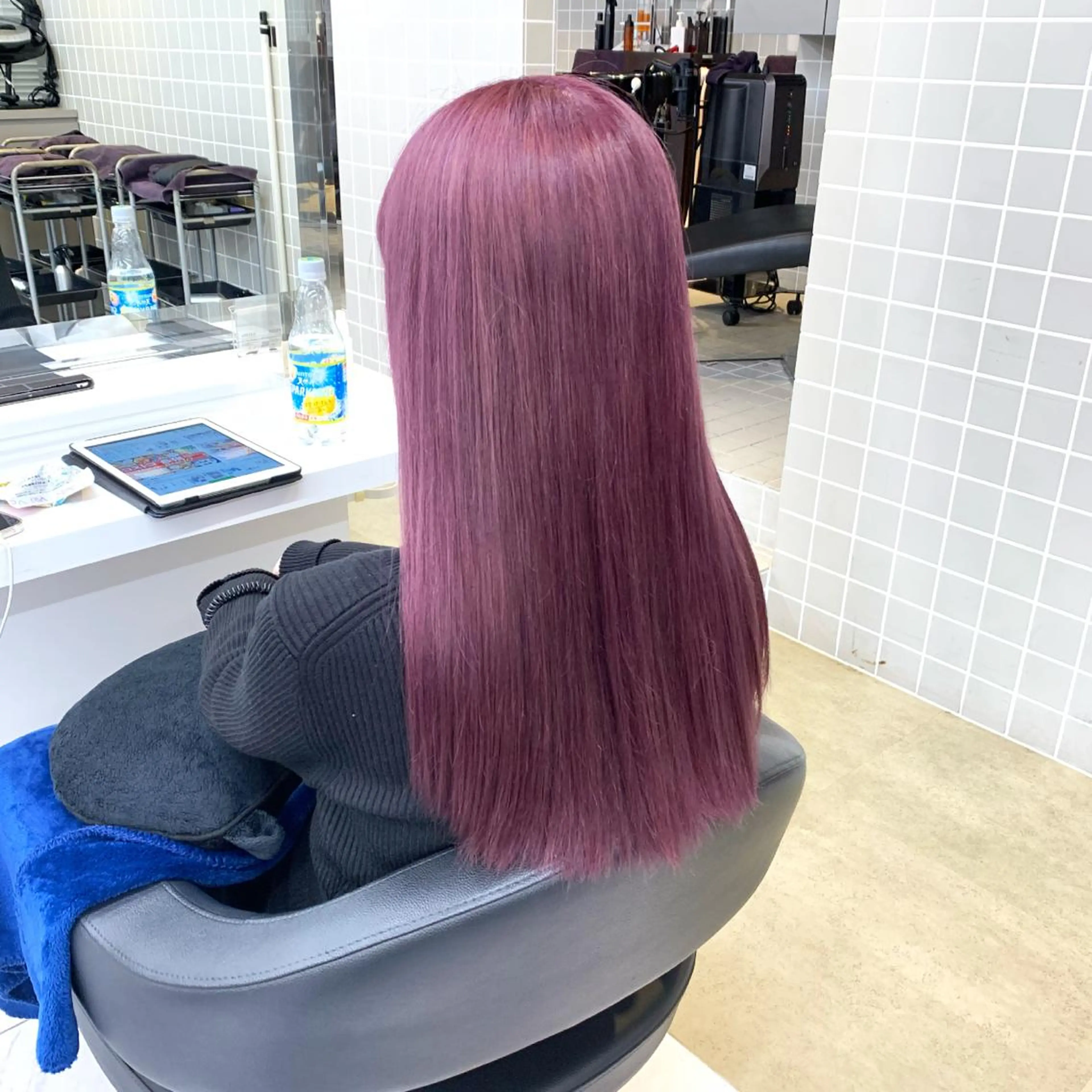 ロング カラー ヘアアレンジ neon hair所属・🩵 JURI🩵のヘアスタイル