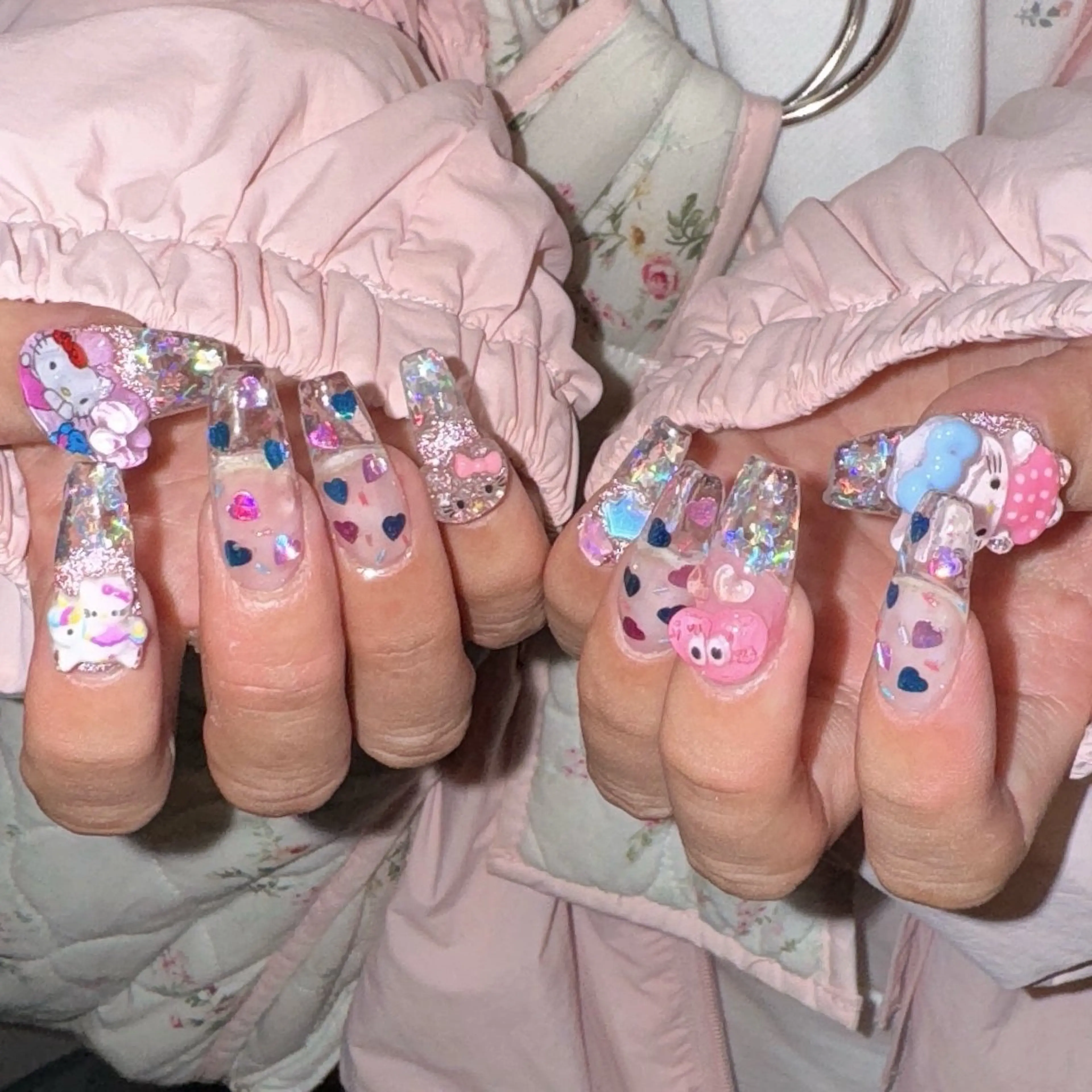 ネイル RIEKO🍒 ワンホン♡推しネイルのネイルデザイン