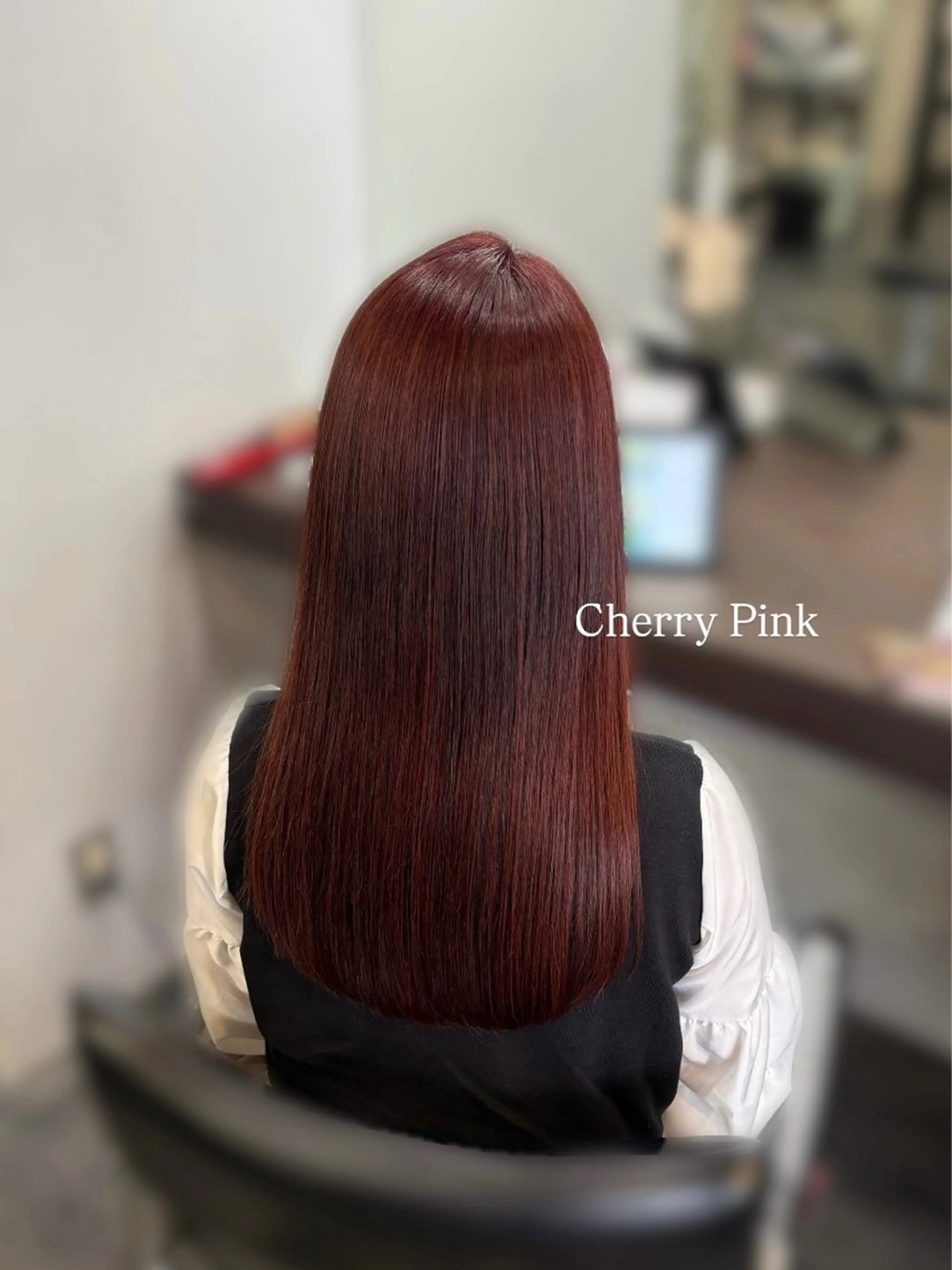 ロング カラー 石田 亜弥のヘアスタイル