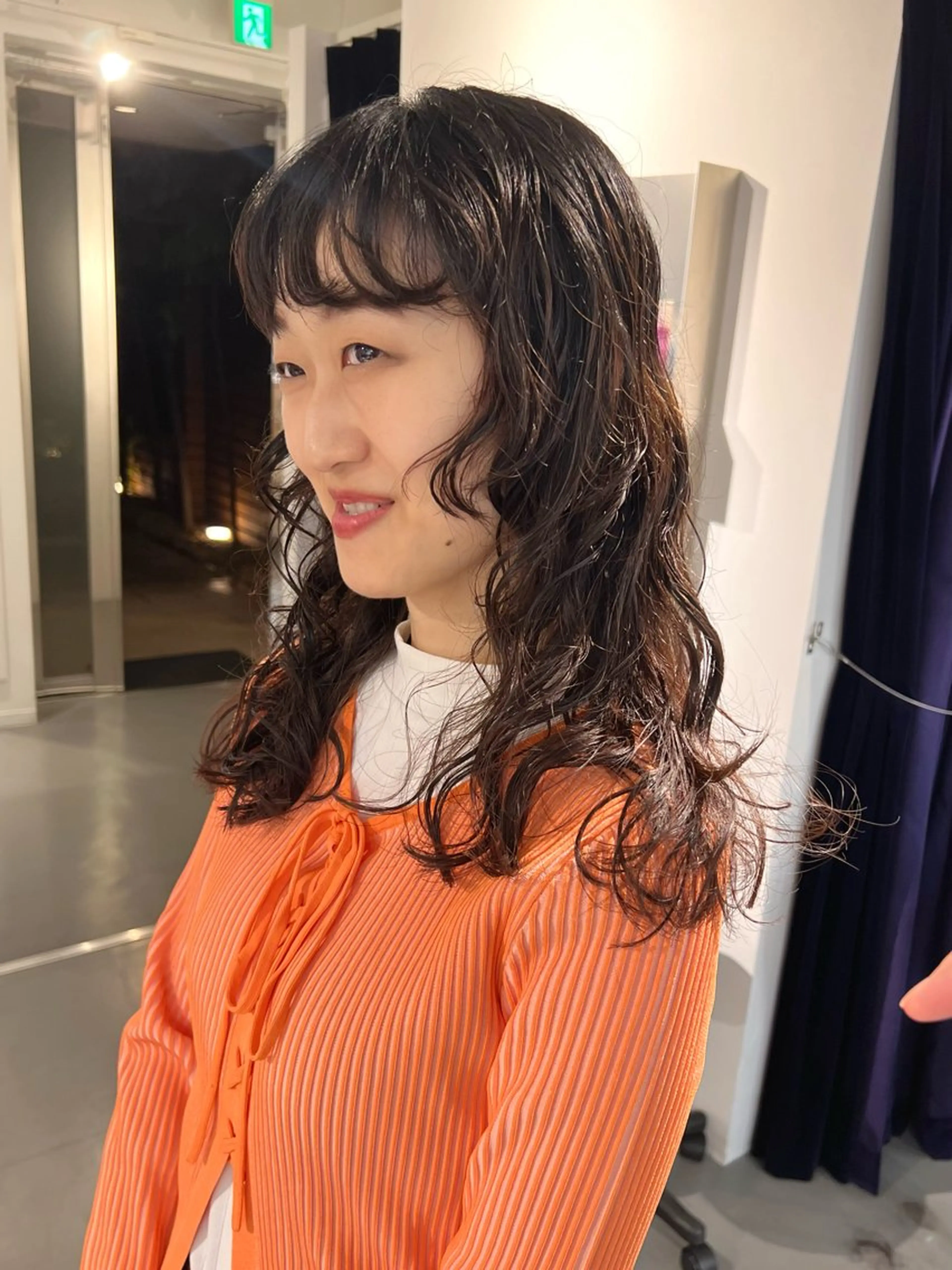 セミロング パーマ セミロングパーマ 顔周りカット sakoda shunkiのヘアスタイル