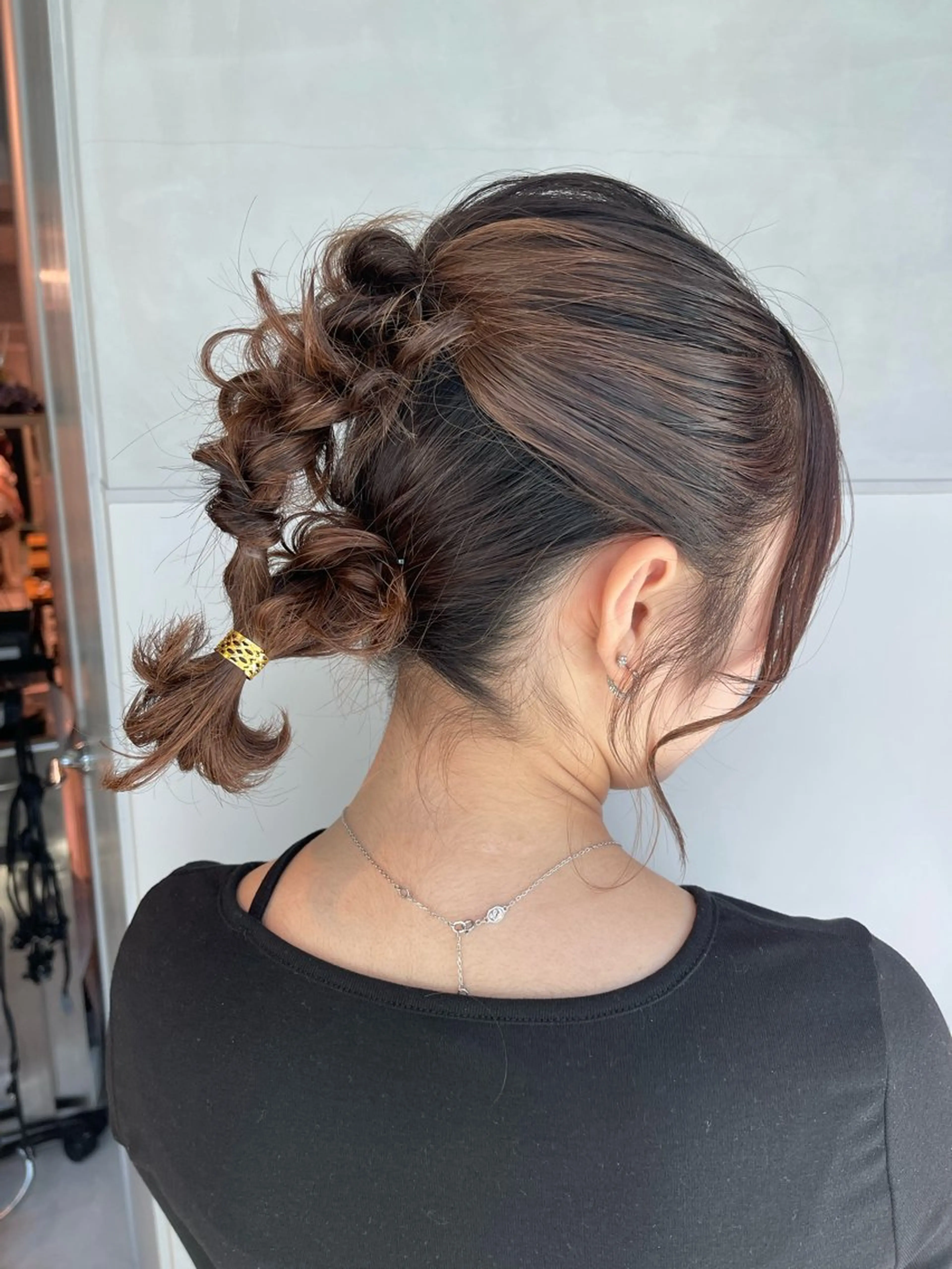 ミディアム ヘアアレンジ 結婚式・ブライダル デート 卒業式のヘアスタイル ヘアセット charm《銀座》 ヘアセット/縮毛矯正のヘアスタイル