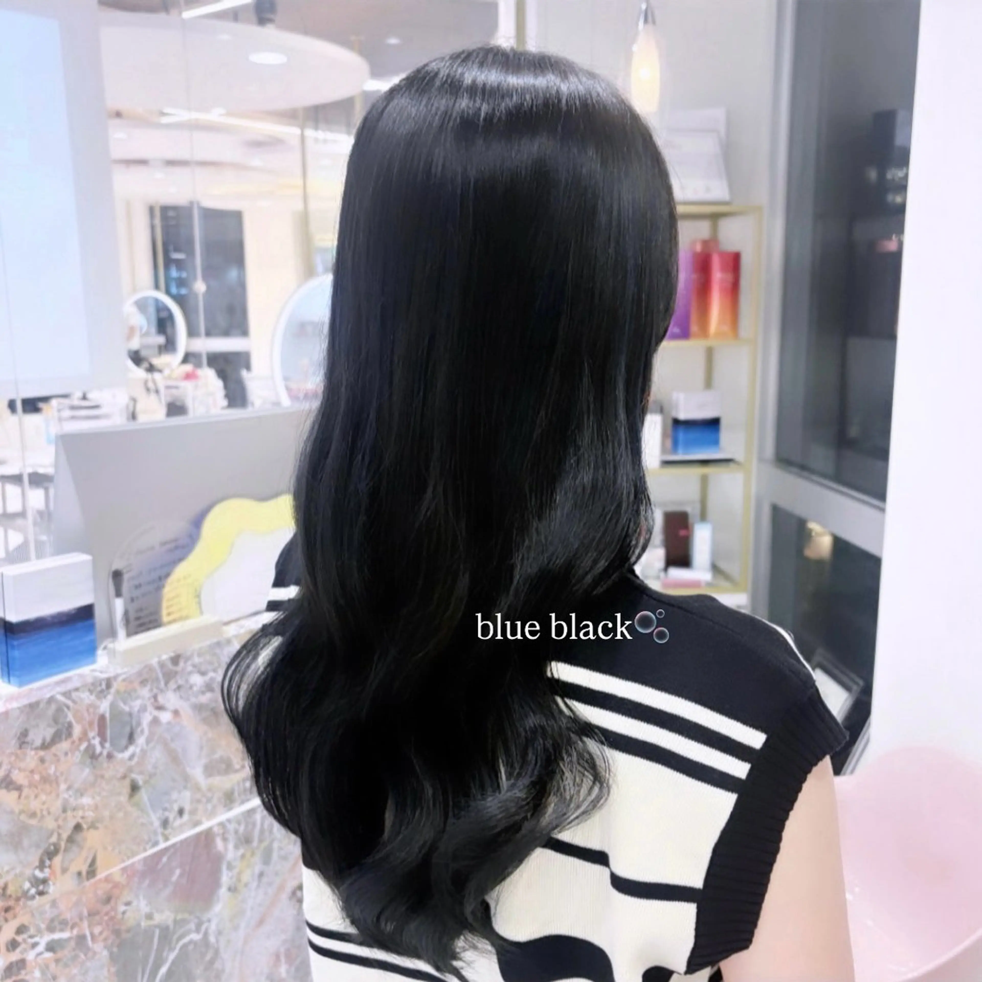 ロング カラー ブリーチ 𝑚𝑖𝑤𝑎 /名駅/透明感カラーのヘアスタイル