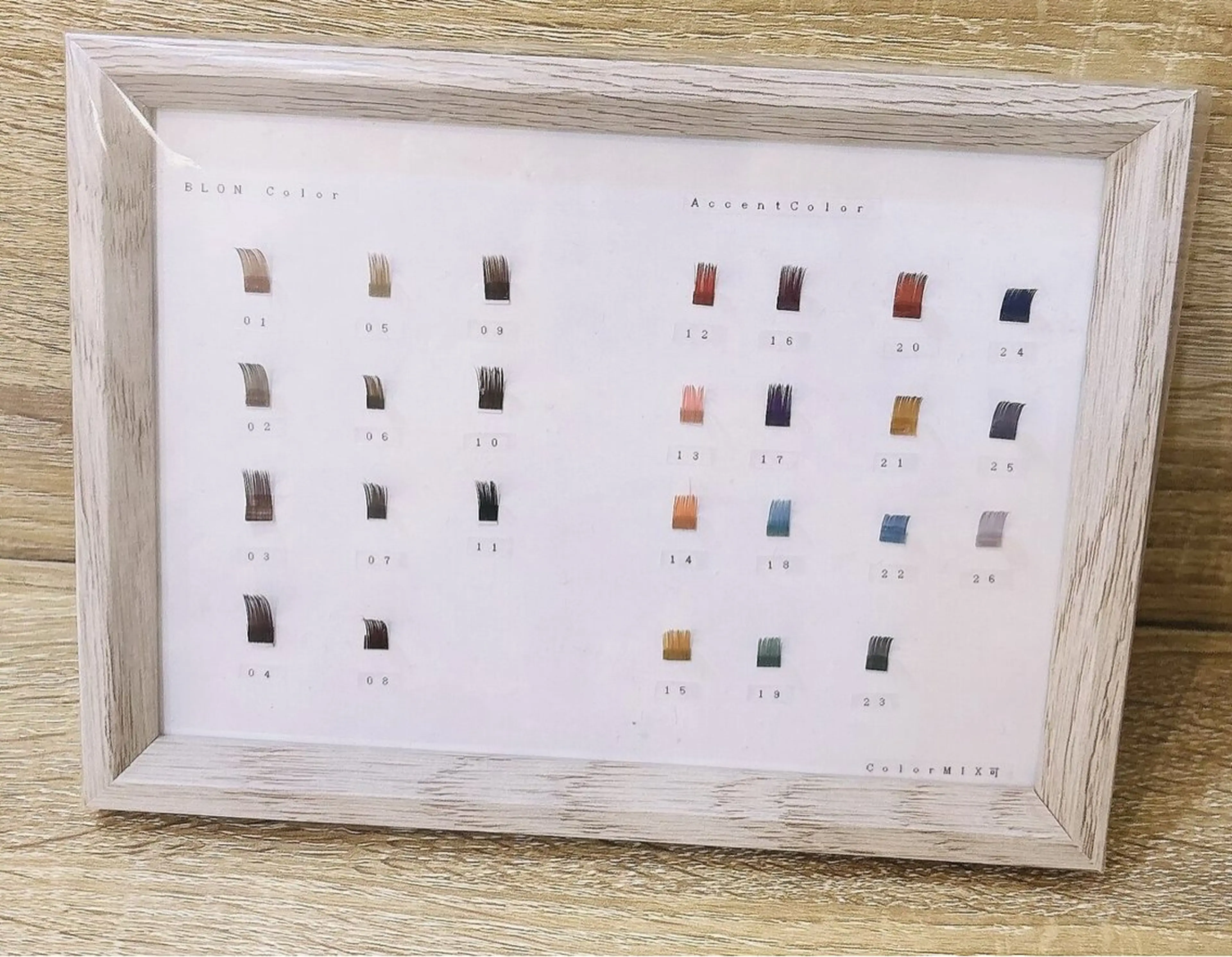 👀カラーフラットラッシュ100本の写真