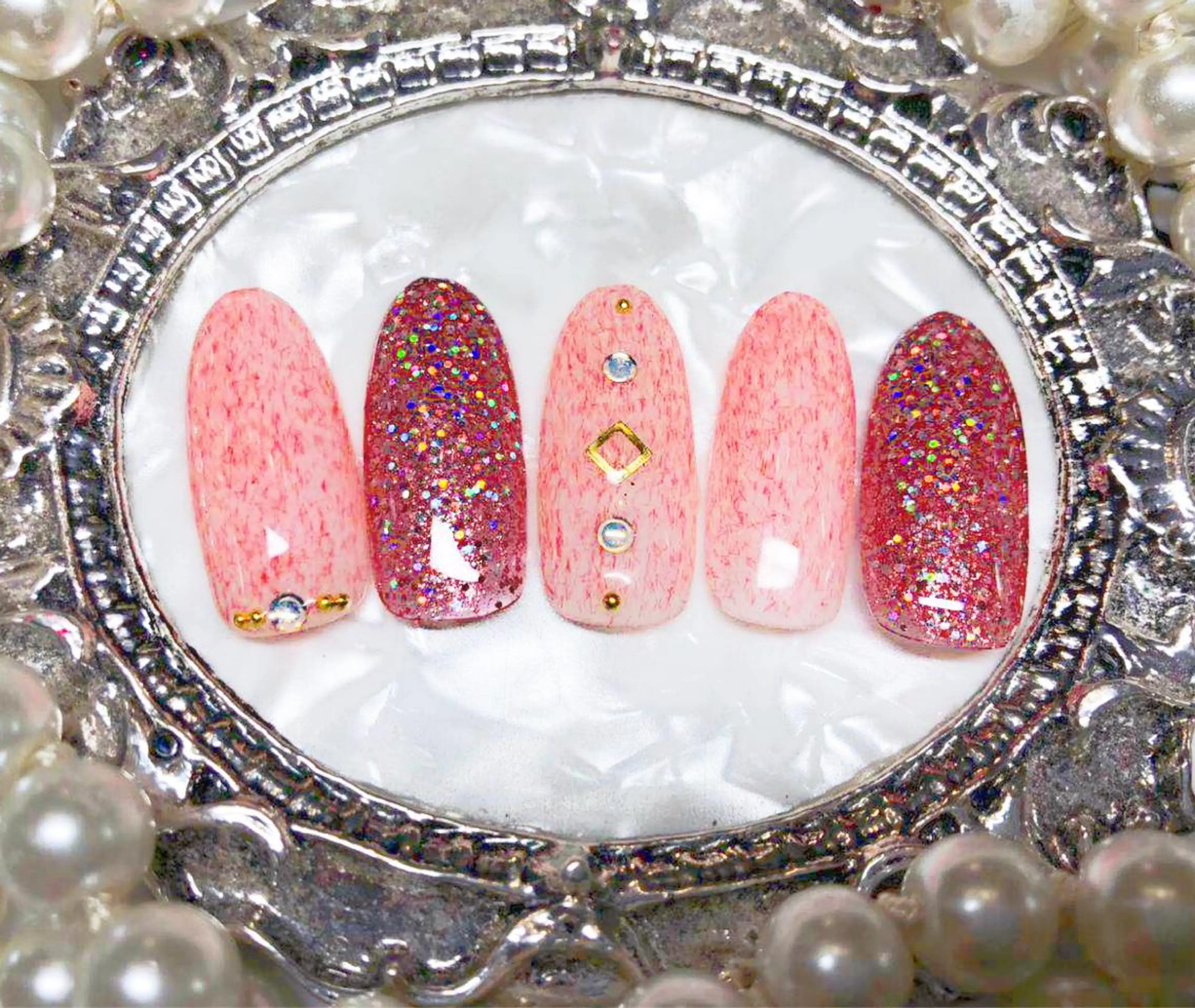 ネイル ハンドネイル マジックミラー所属・マジック ミラーのネイルデザイン