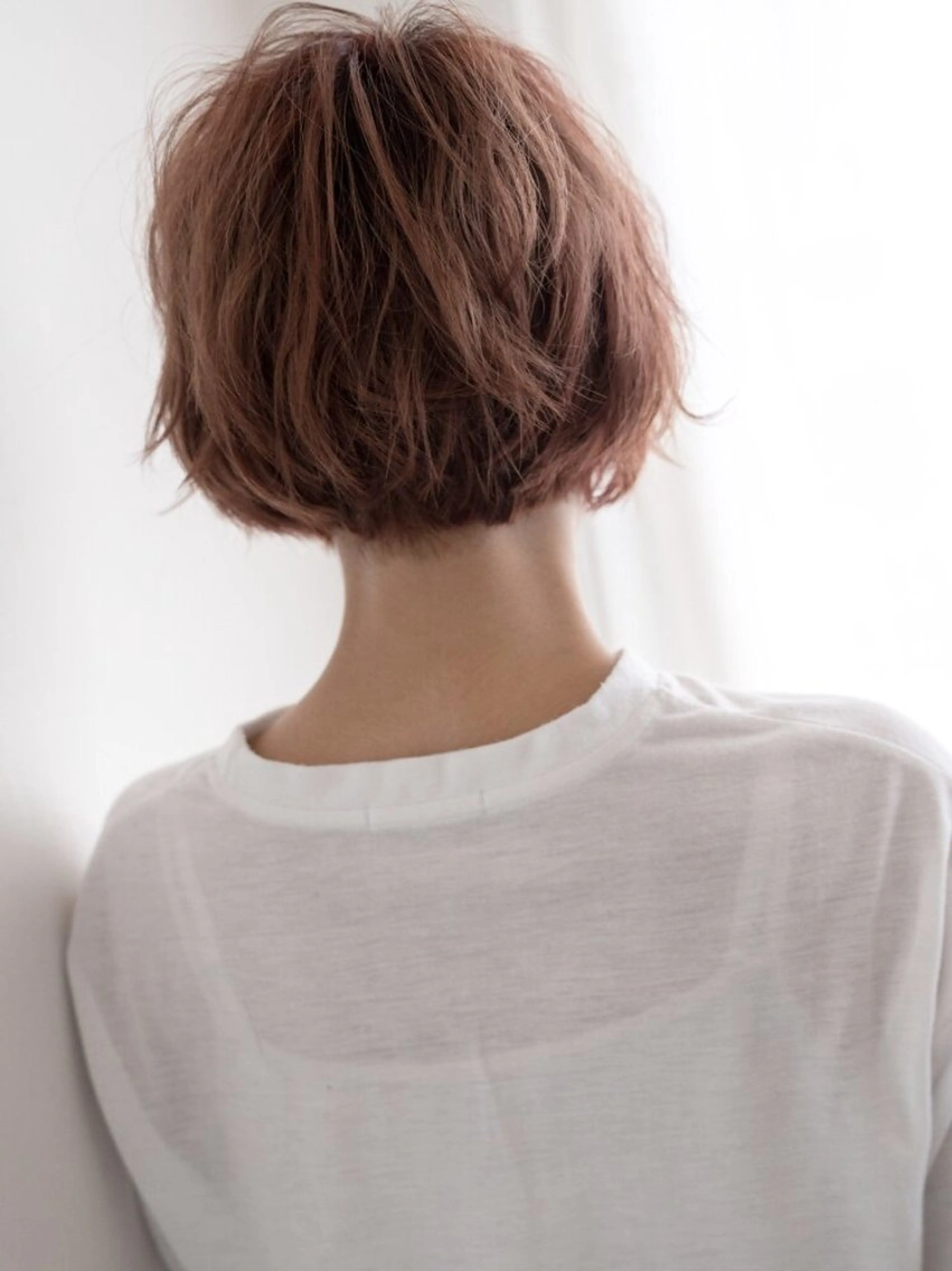 ショート カラー HIRO✂️カットと カラーと縮毛矯正✂️のヘアスタイル