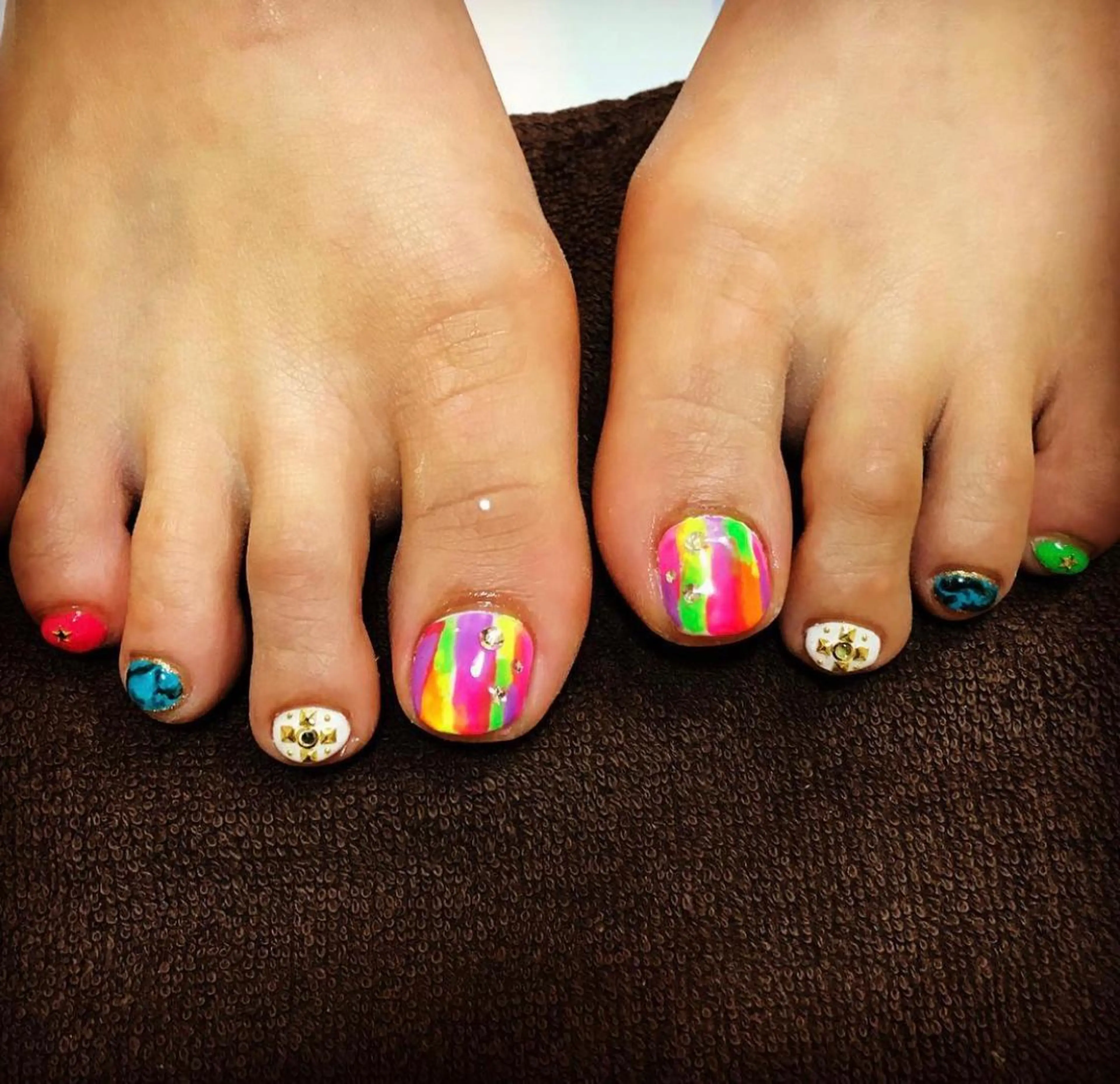 ネイル マルサンカクシカク所属・○△□ 守口市のネイルデザイン