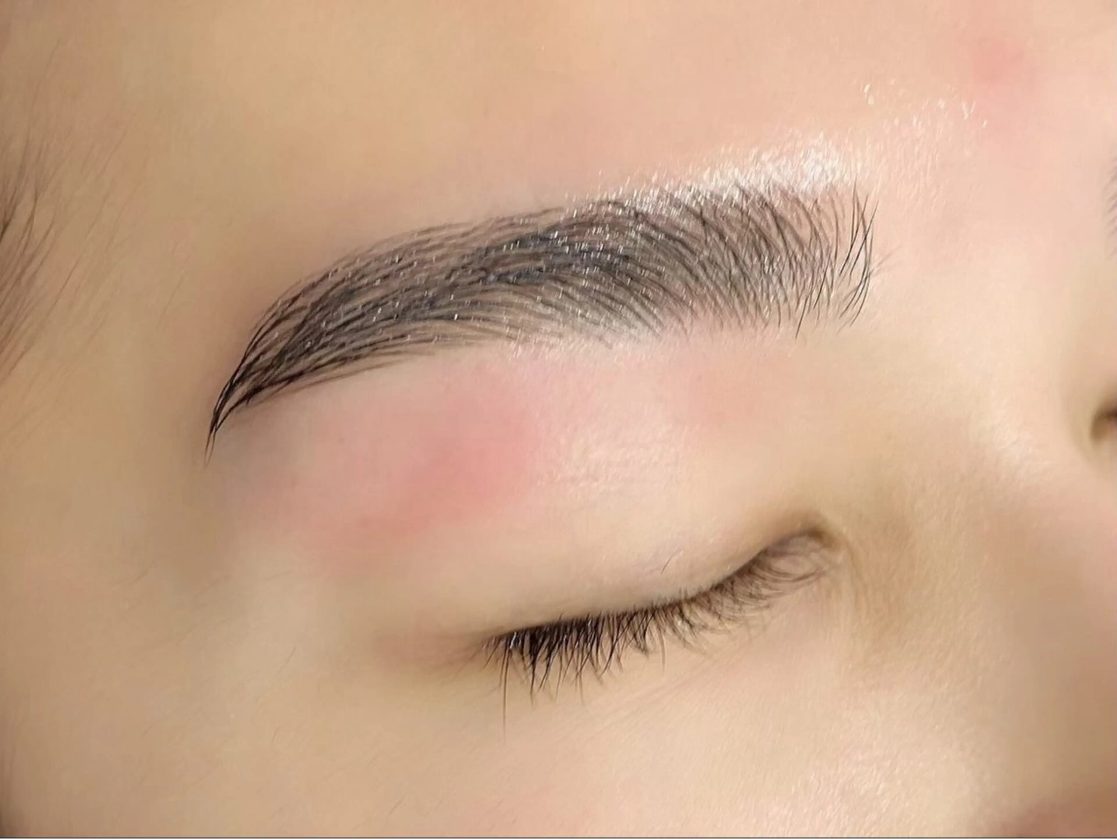 メンズ アイブロウ ワックス脱毛 眉カット その他(アイブロウ) アイブロウ M_の眉毛・アイブロウイメージ