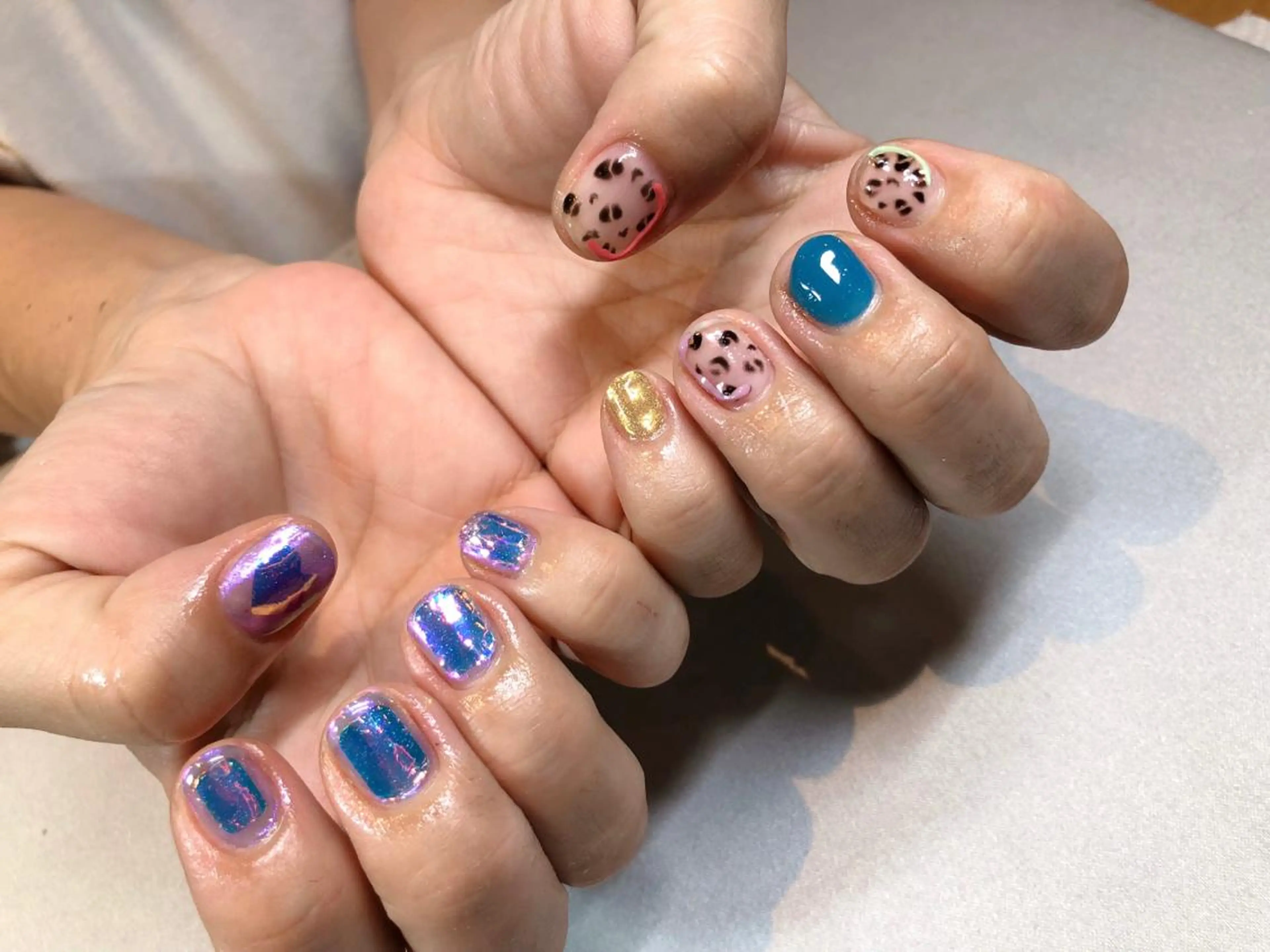 ネイル iiloo aromaworksのネイルデザイン