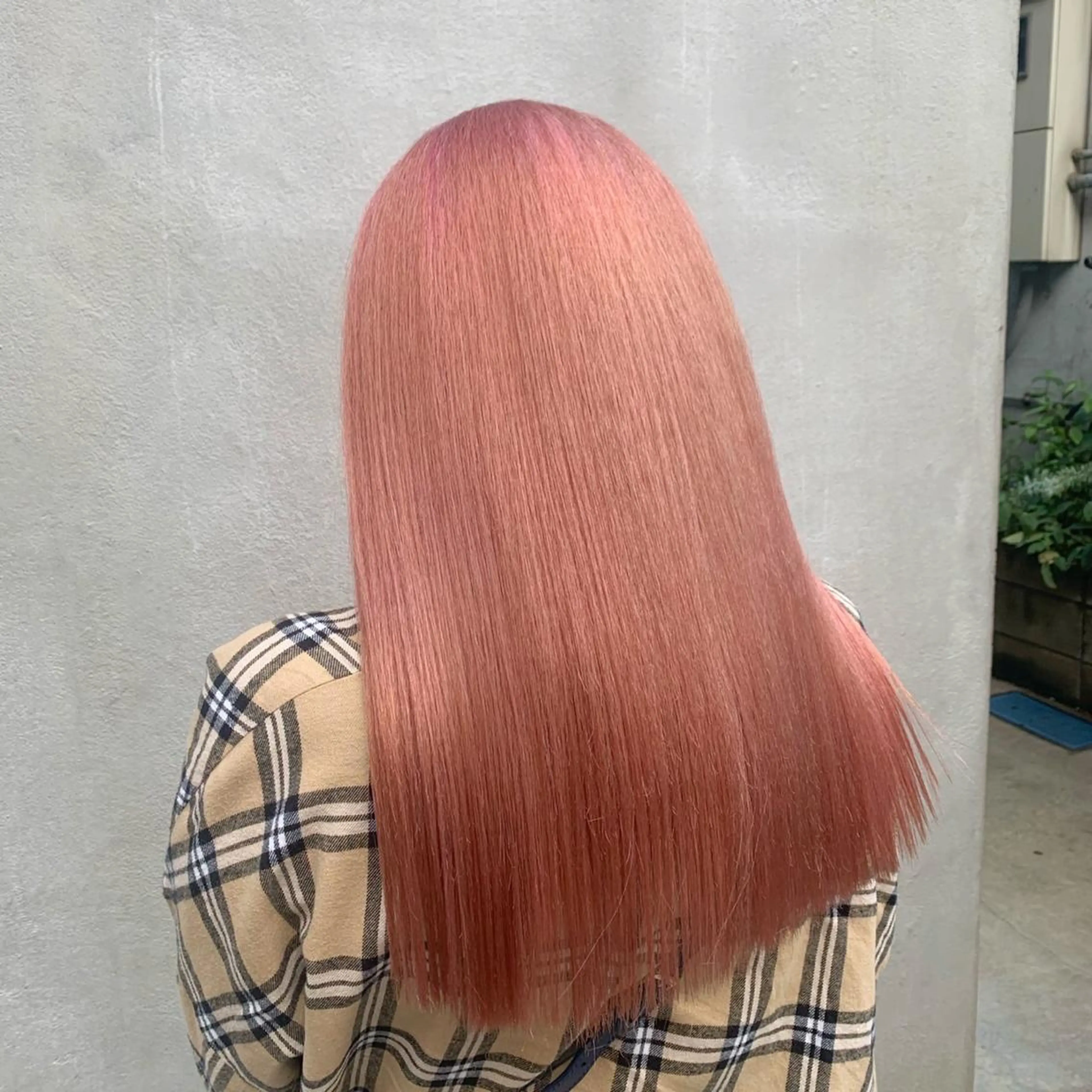 セミロング カラー Wisteria所属・美髪特化✨ 伊織✨縮毛矯正✨のヘアスタイル