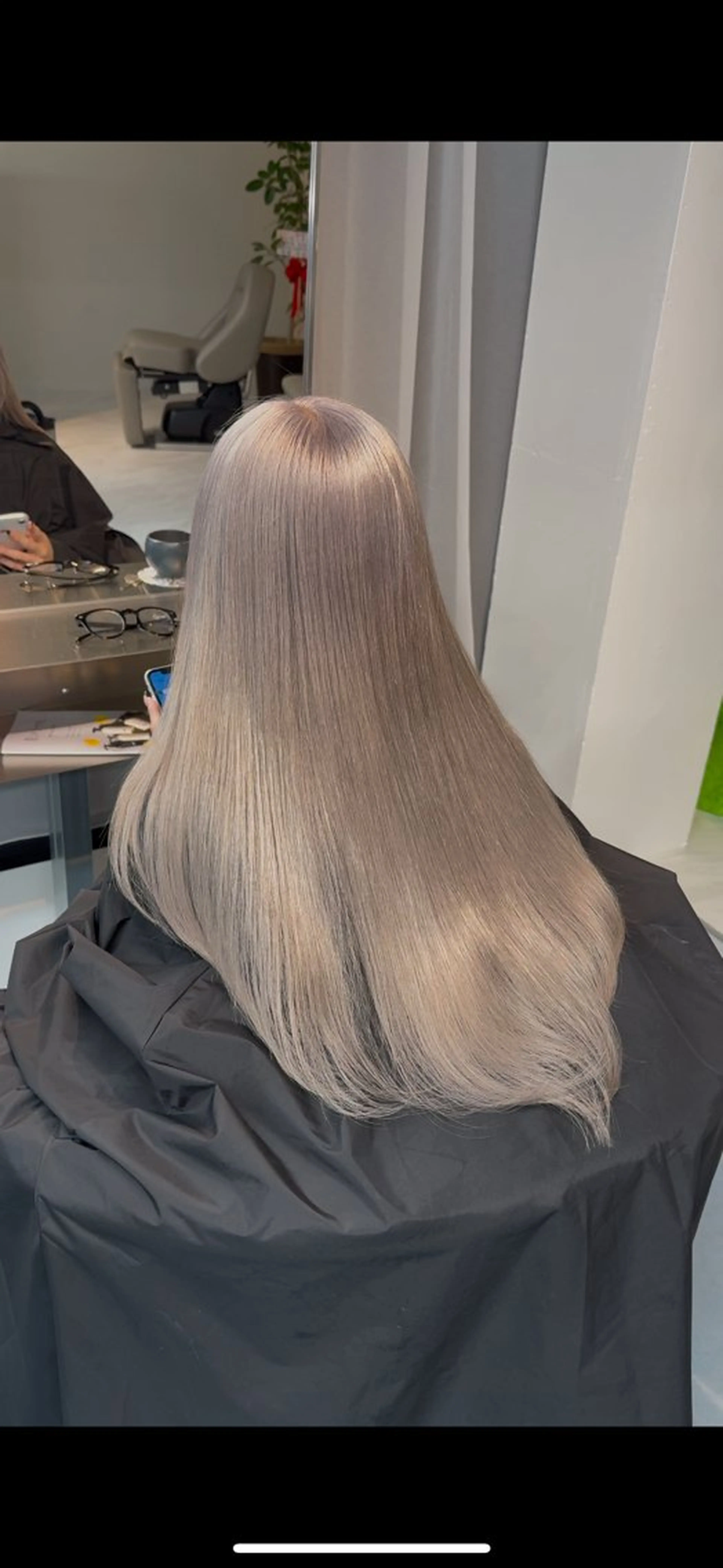 ロング BEL所属・三池 ブルノのヘアスタイル