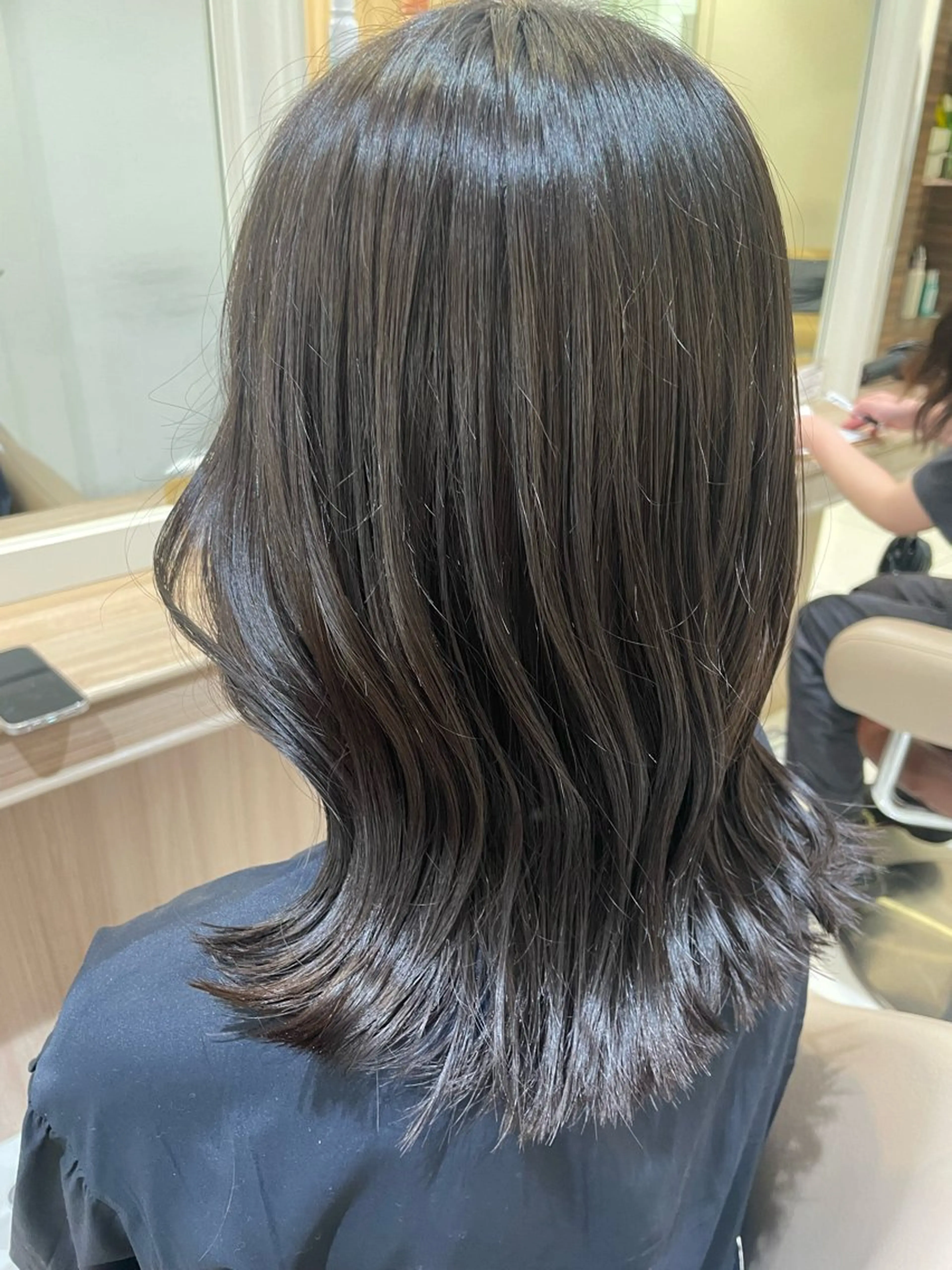 ミディアム カラー ヘアアレンジ カット ヘアカラー トリートメント 韓国ヘアメイク🎀/ 縮毛矯正✨山本媛香のヘアスタイル