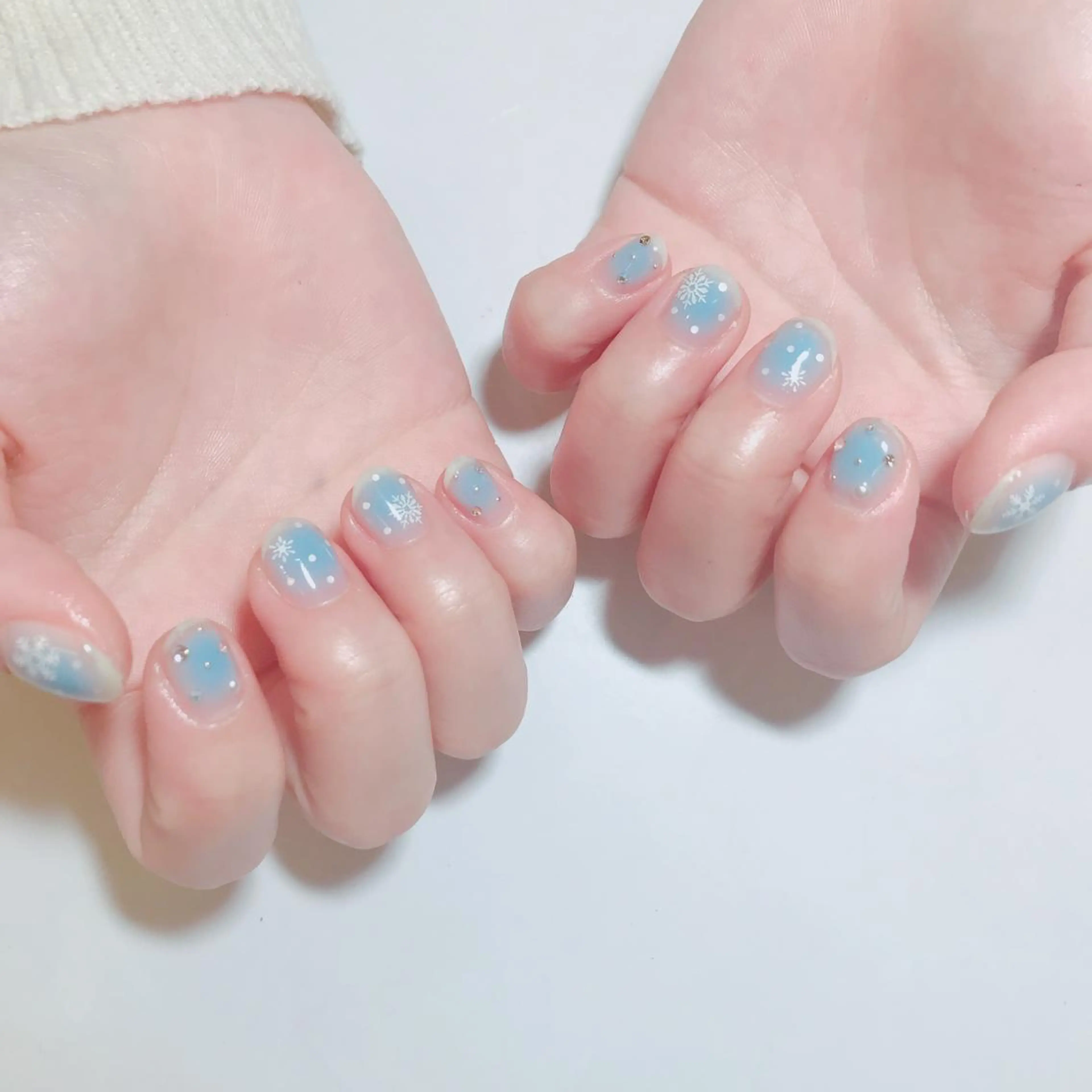 ネイル みよし市 nail salon*pomnal.co所属・Shimada Harukaのネイルデザイン