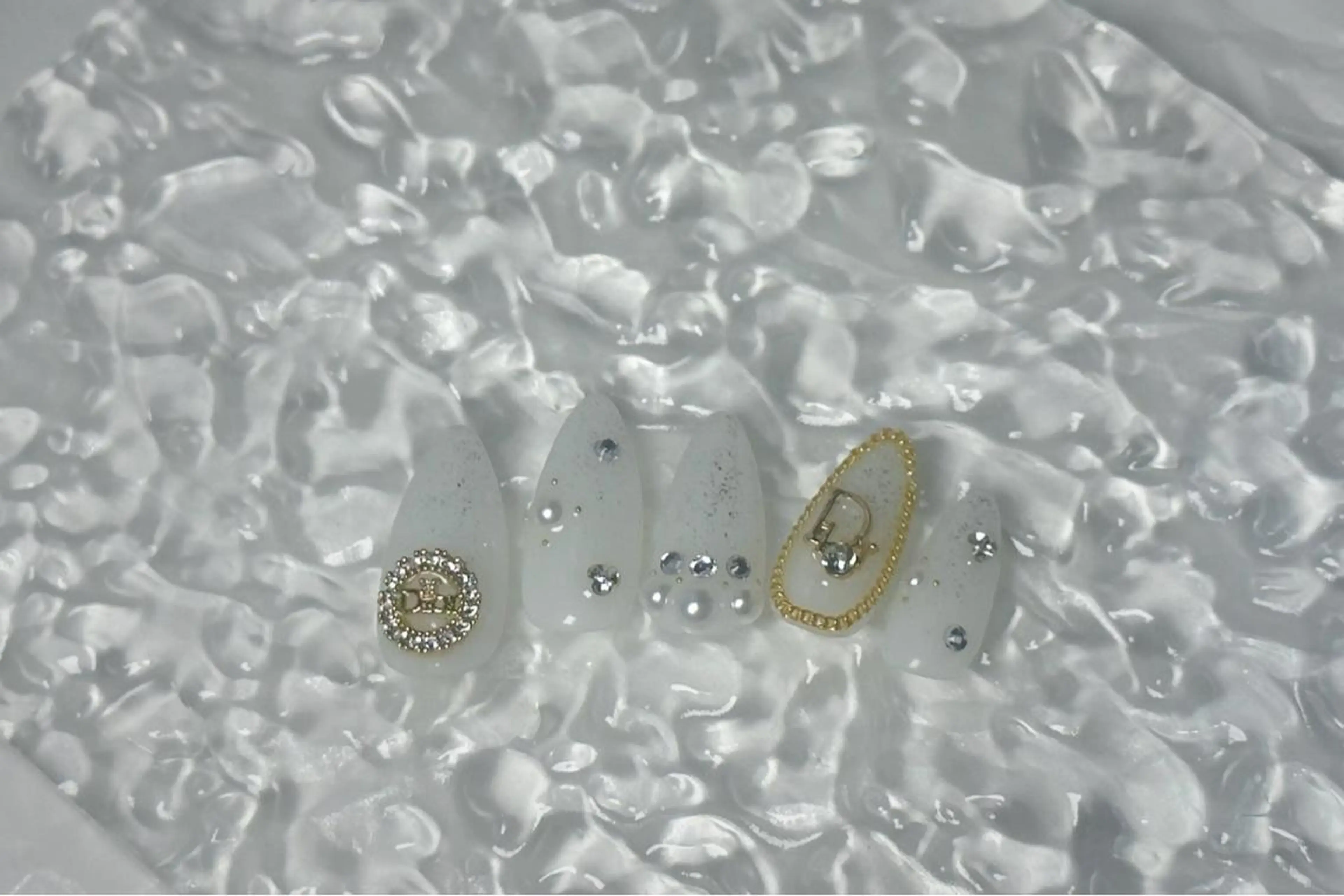 ネイル 長さ出し フットネイル フレンチネイル ジェルネイル ガラスフレンチ ハンドネイル MSSugar Nailのネイルデザイン