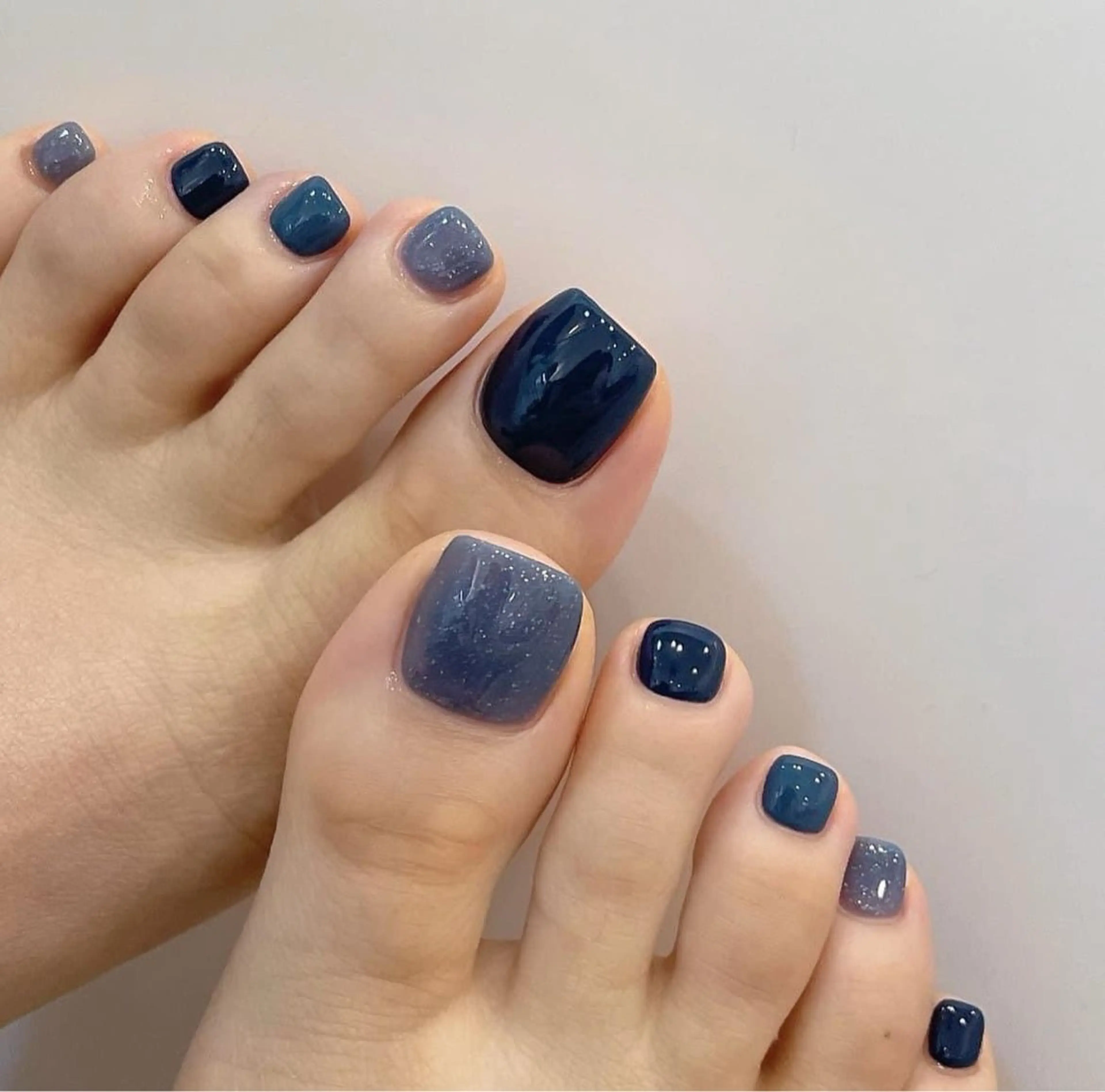 「オフあり」フットワンカラー/カラグラデーション／ラメグラデーション＋パラジェル＋ケアの写真