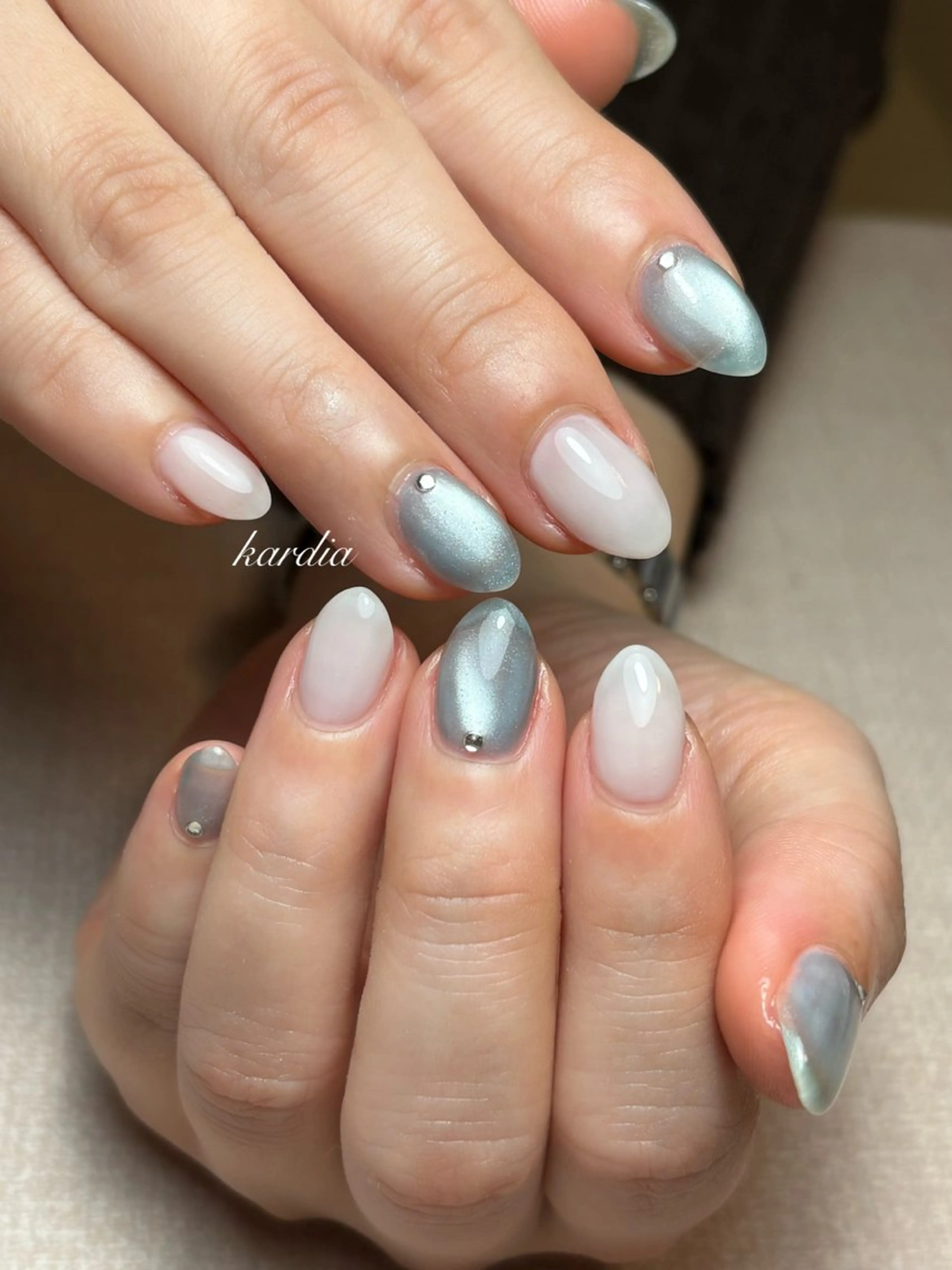 ネイル ハンドネイル καρδιά -ｶﾙﾃﾞｨｱ-のネイルデザイン