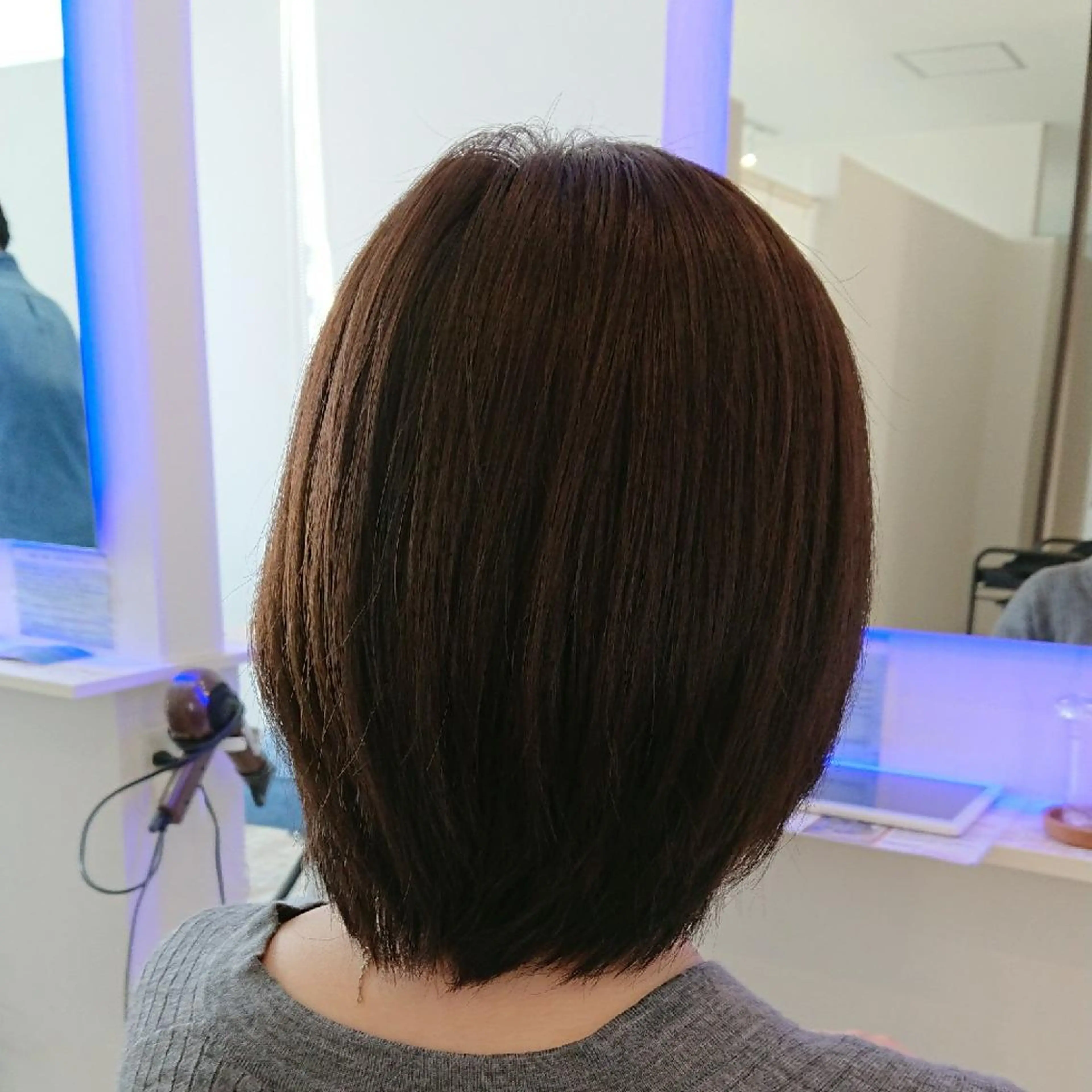 ショート カラー 小林 伸行のヘアスタイル