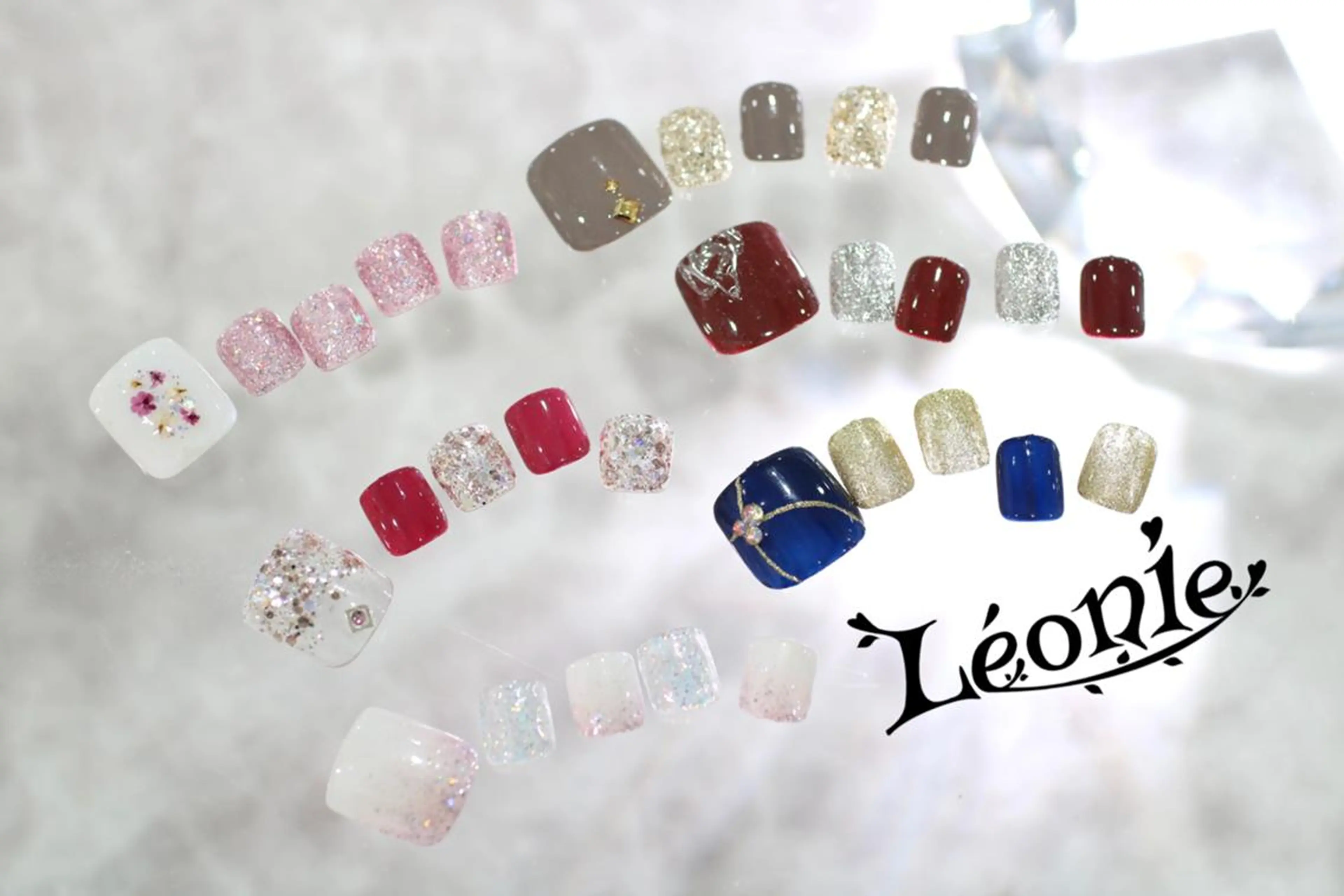 ネイル Leonie やまざきのネイルデザイン