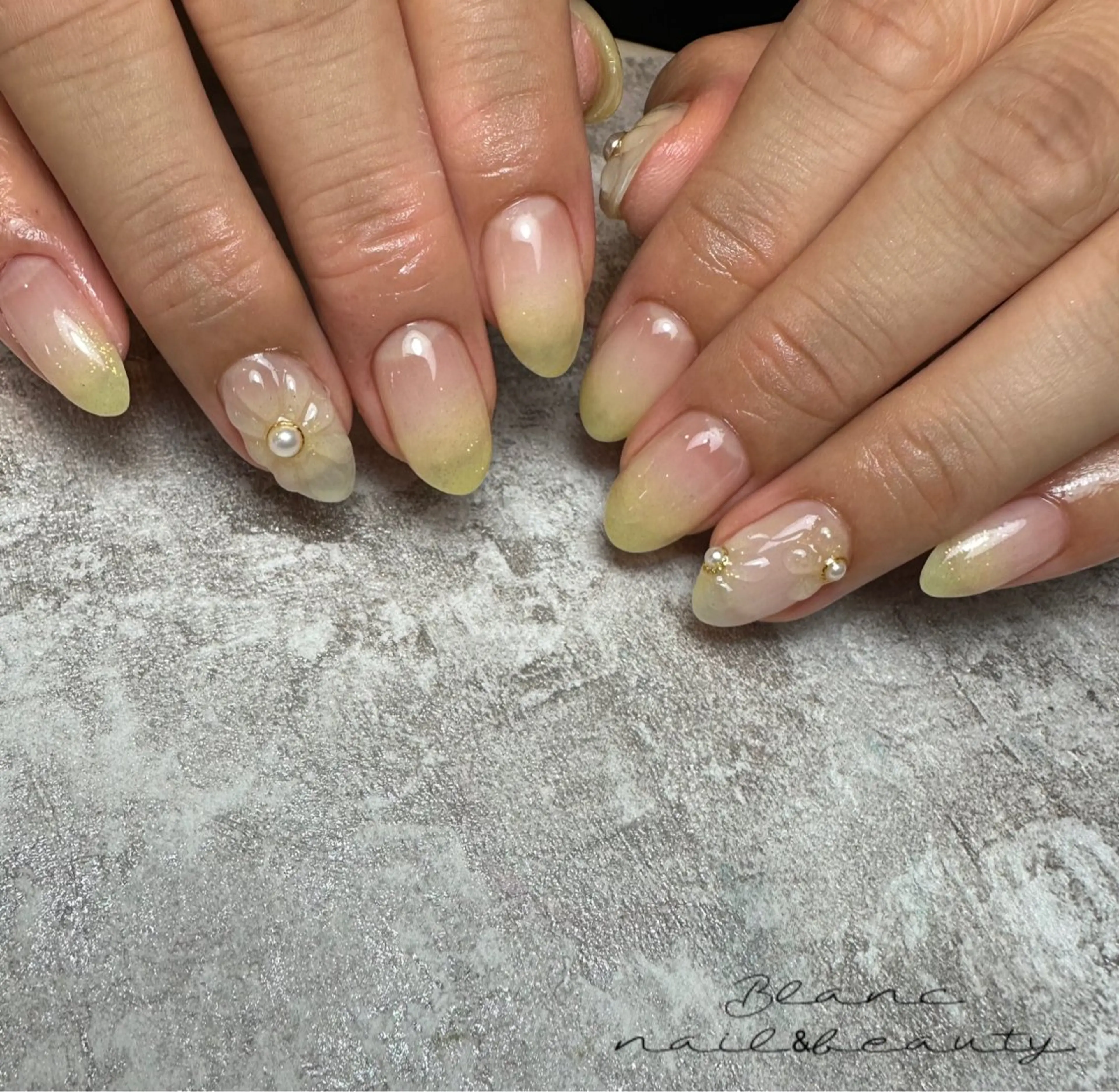 ネイル Blanc ブランのネイルデザイン