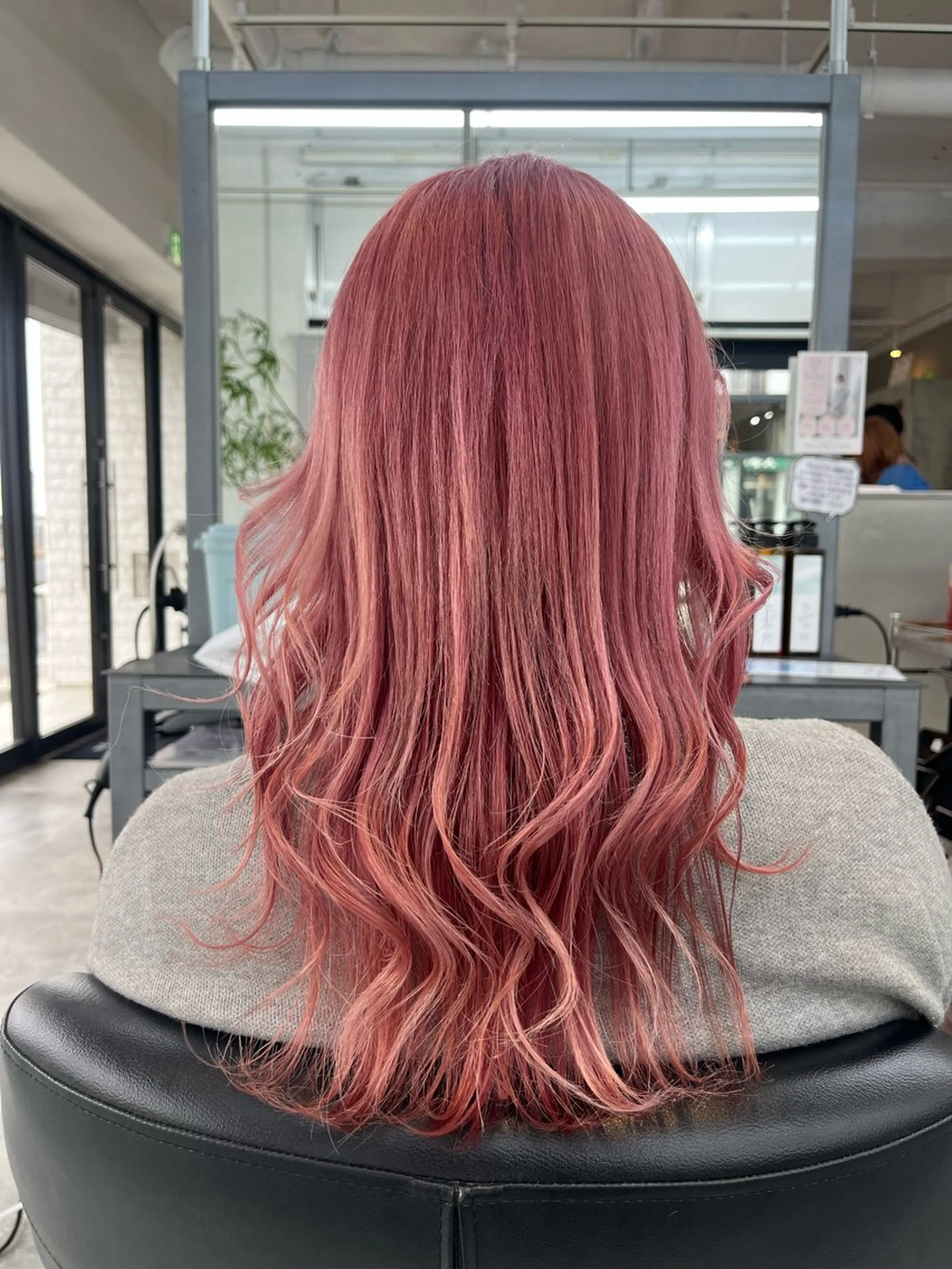 セミロング ✨️ブリーチ特化✨️ 中山りくのヘアスタイル