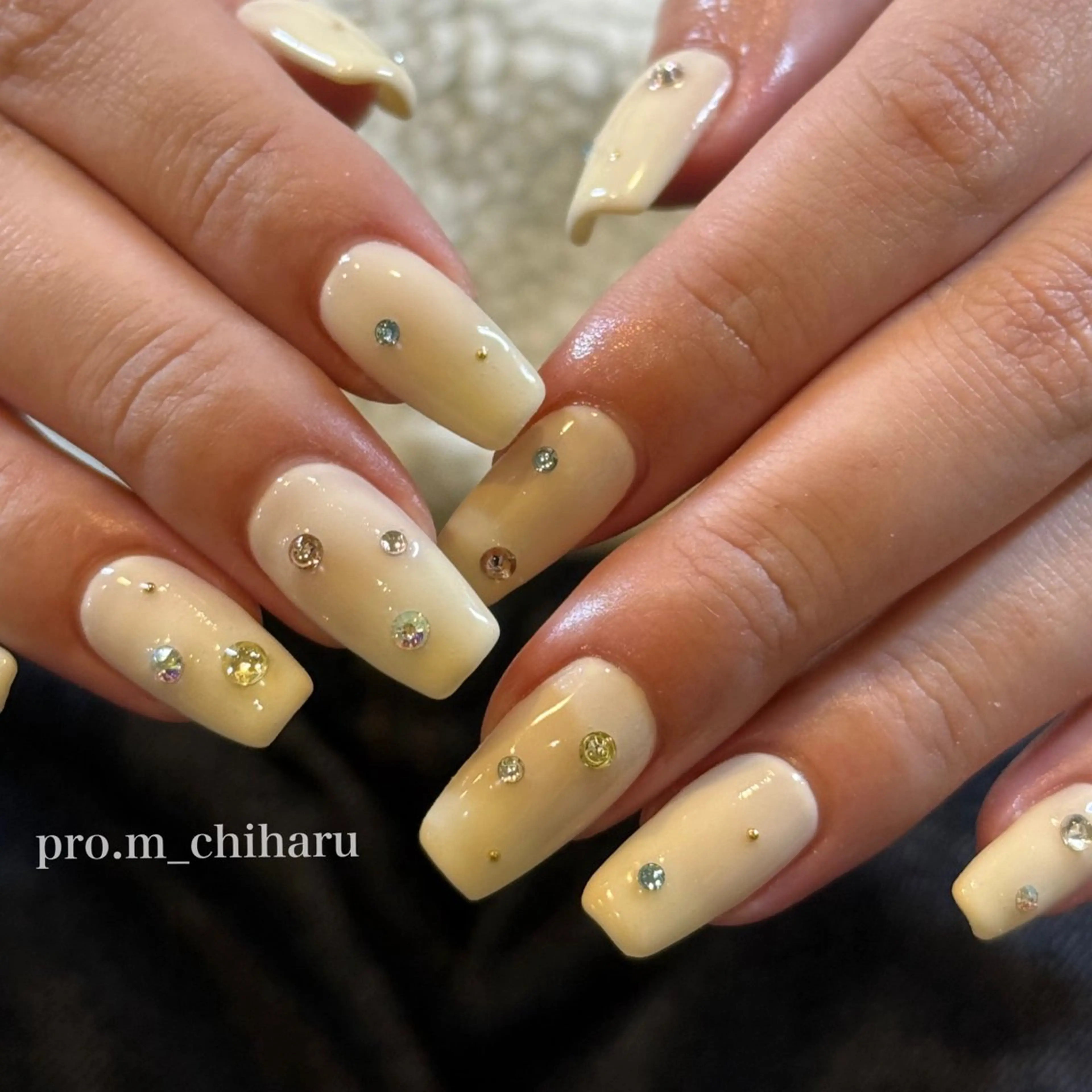 ネイル ハンドネイル pro.M chiharuのネイルデザイン