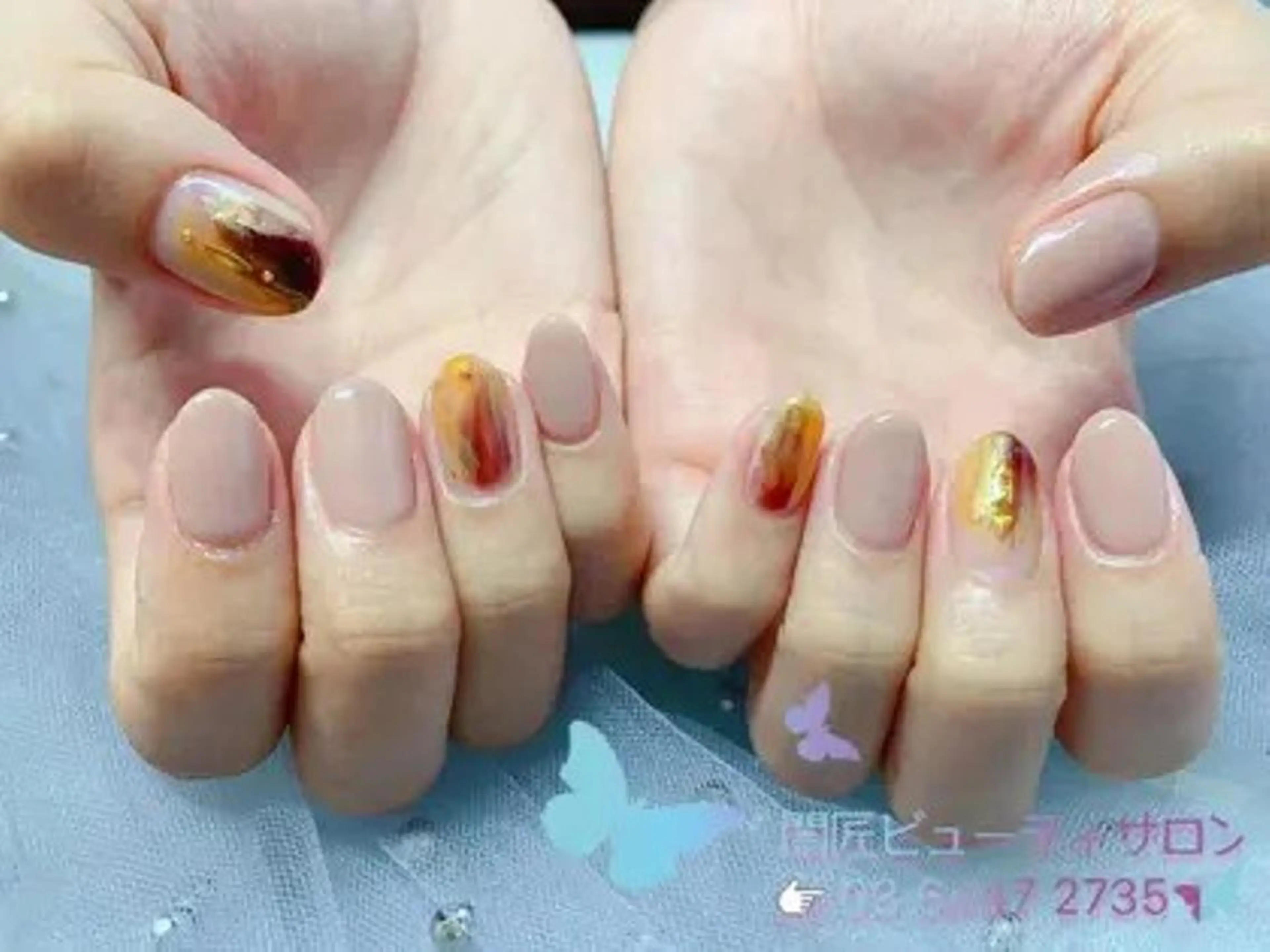 ジュニア研修コース💅シンプル持ち込みアート少なめコースワンカラー6本➕デザイン4本までの写真