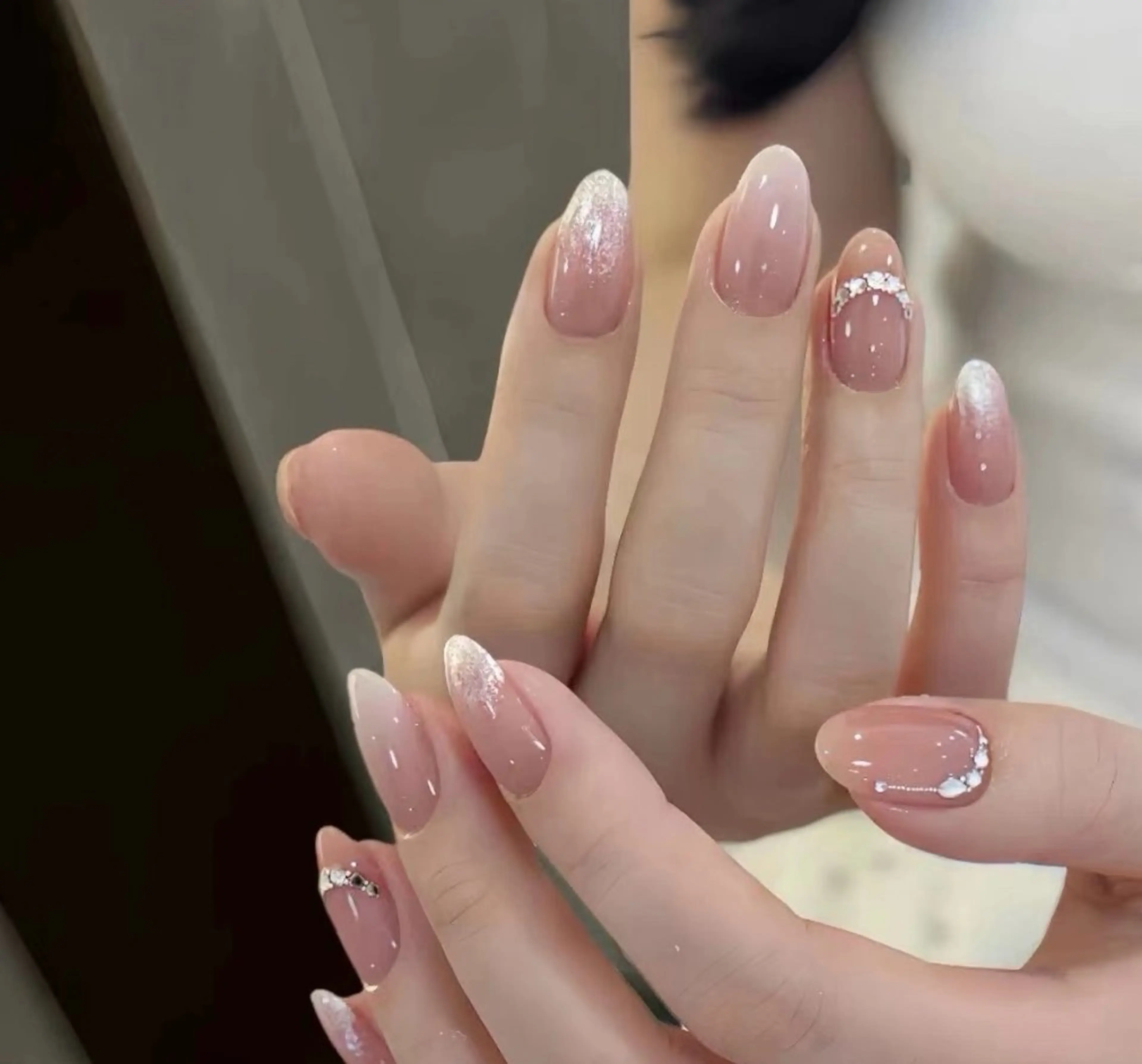 ネイル チークネイル 長さ出し フレンチネイル ガーリー 韓国ネイル sun nail池袋 モデル募集のネイルデザイン
