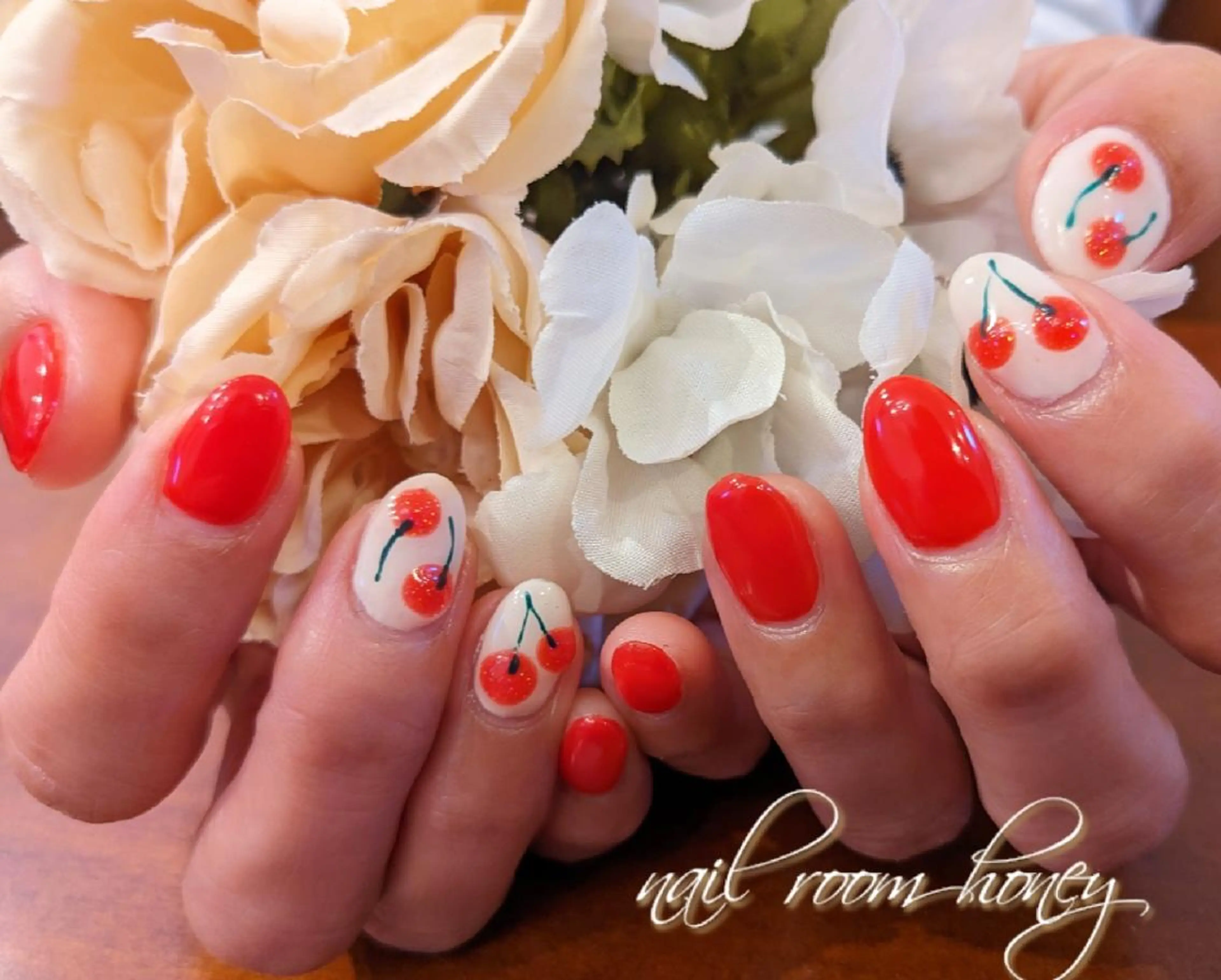 ネイル 赤色 春ネイル nail room  honeyのネイルデザイン
