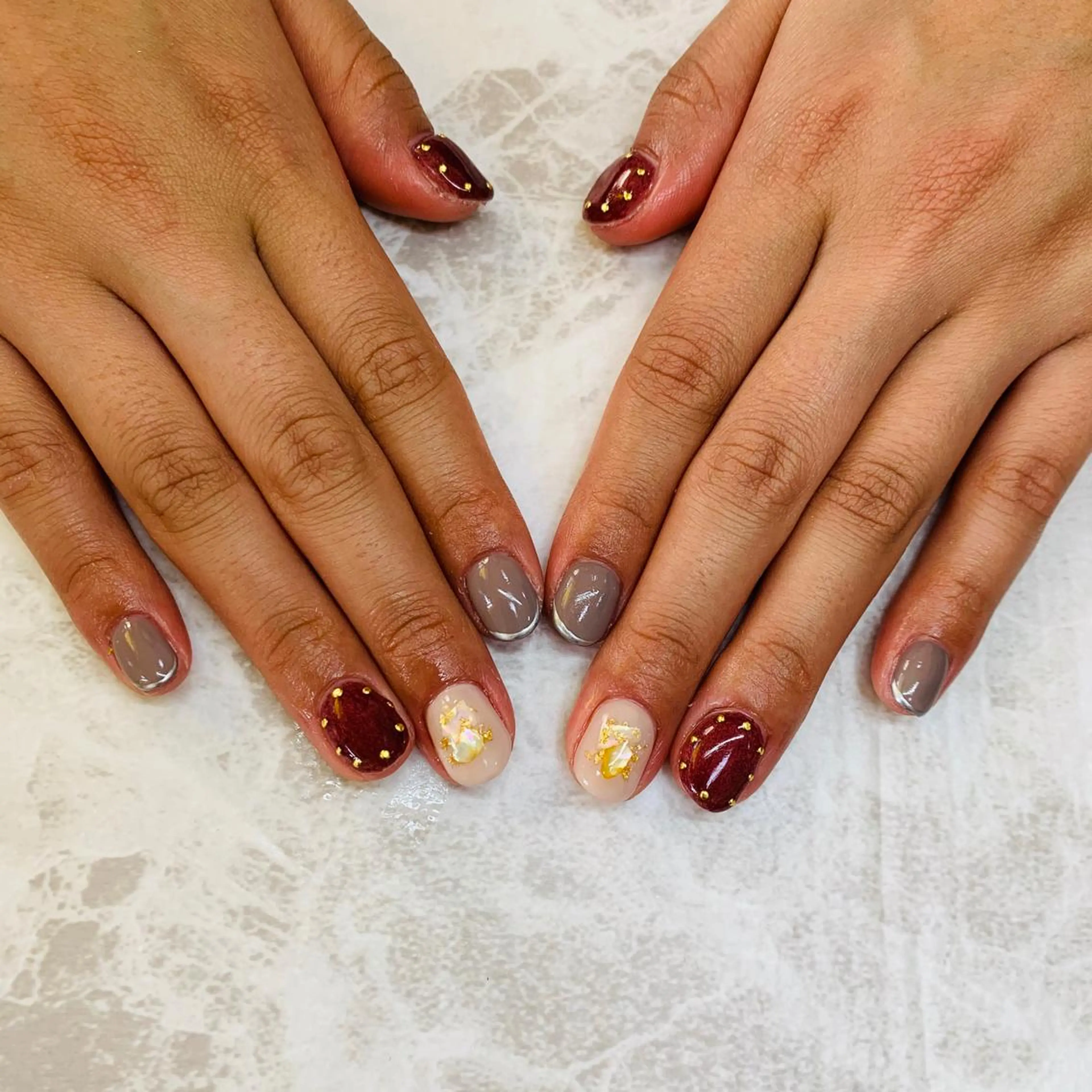 ネイル アートネイル ニュアンスネイル Feliz所属・Feliz 楽しいネイルサロンのネイルデザイン