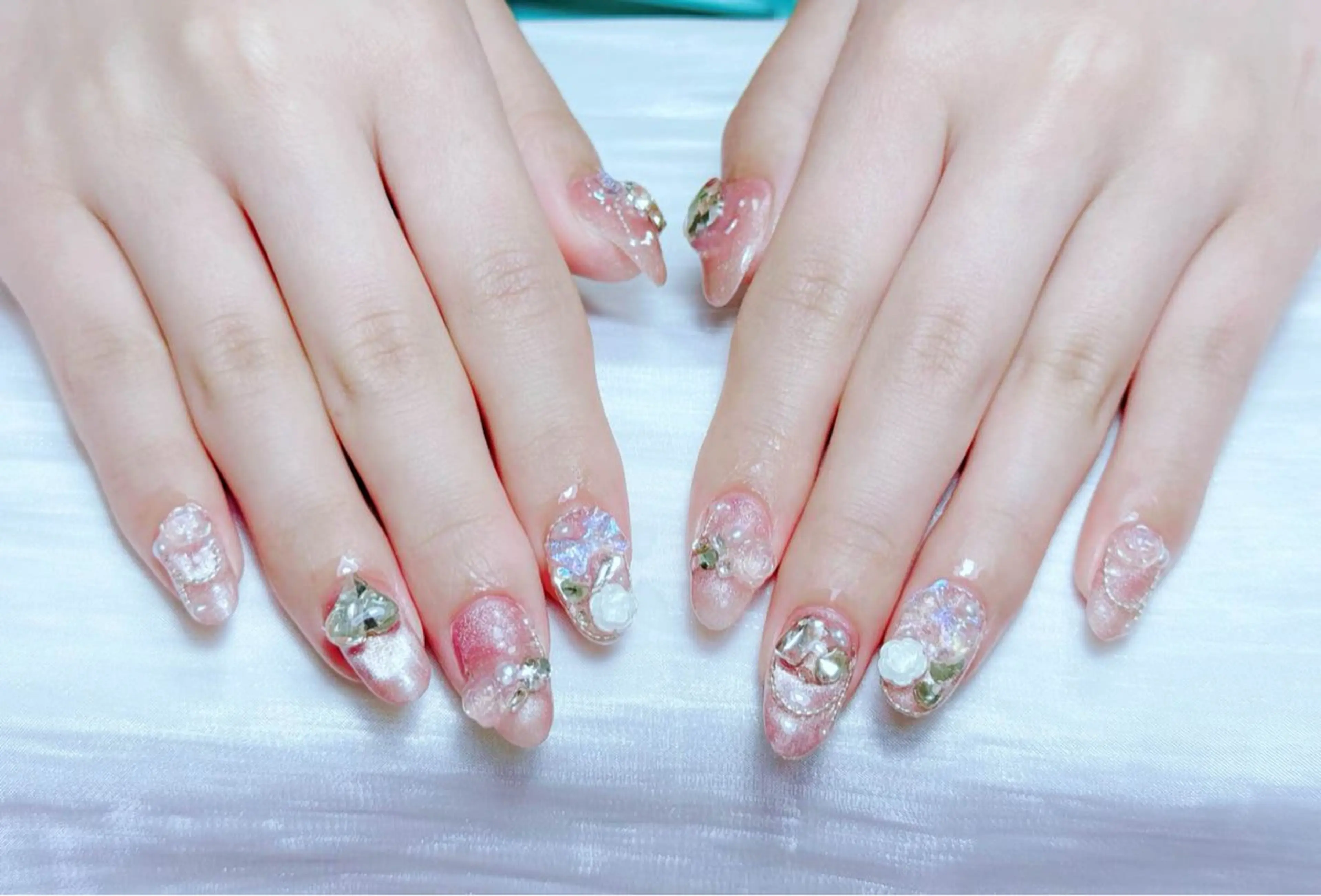 ネイル 小島 千尋のネイルデザイン