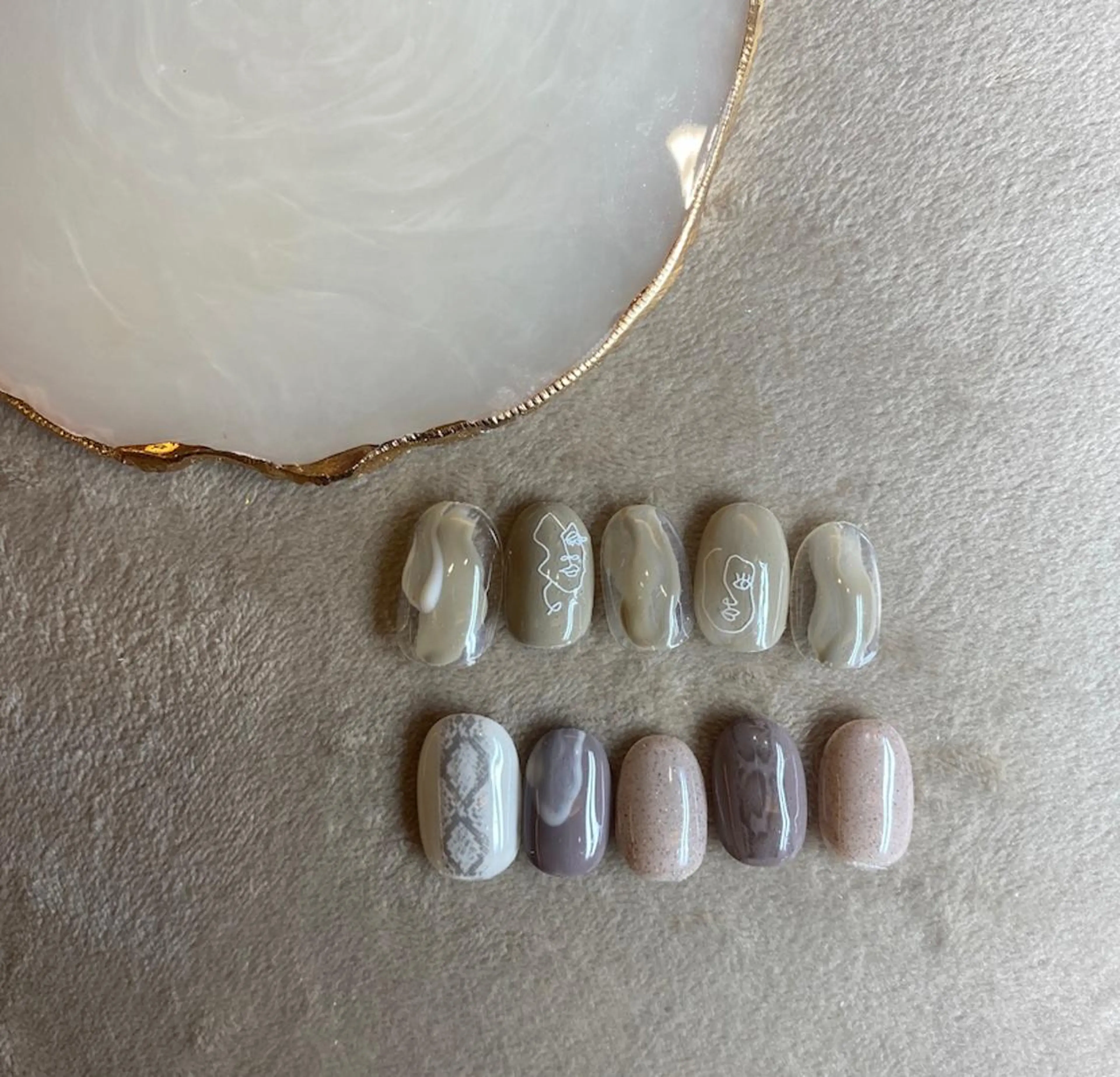 ネイル フリーランス¨̮⃝ ネイリストOKADAのネイルデザイン