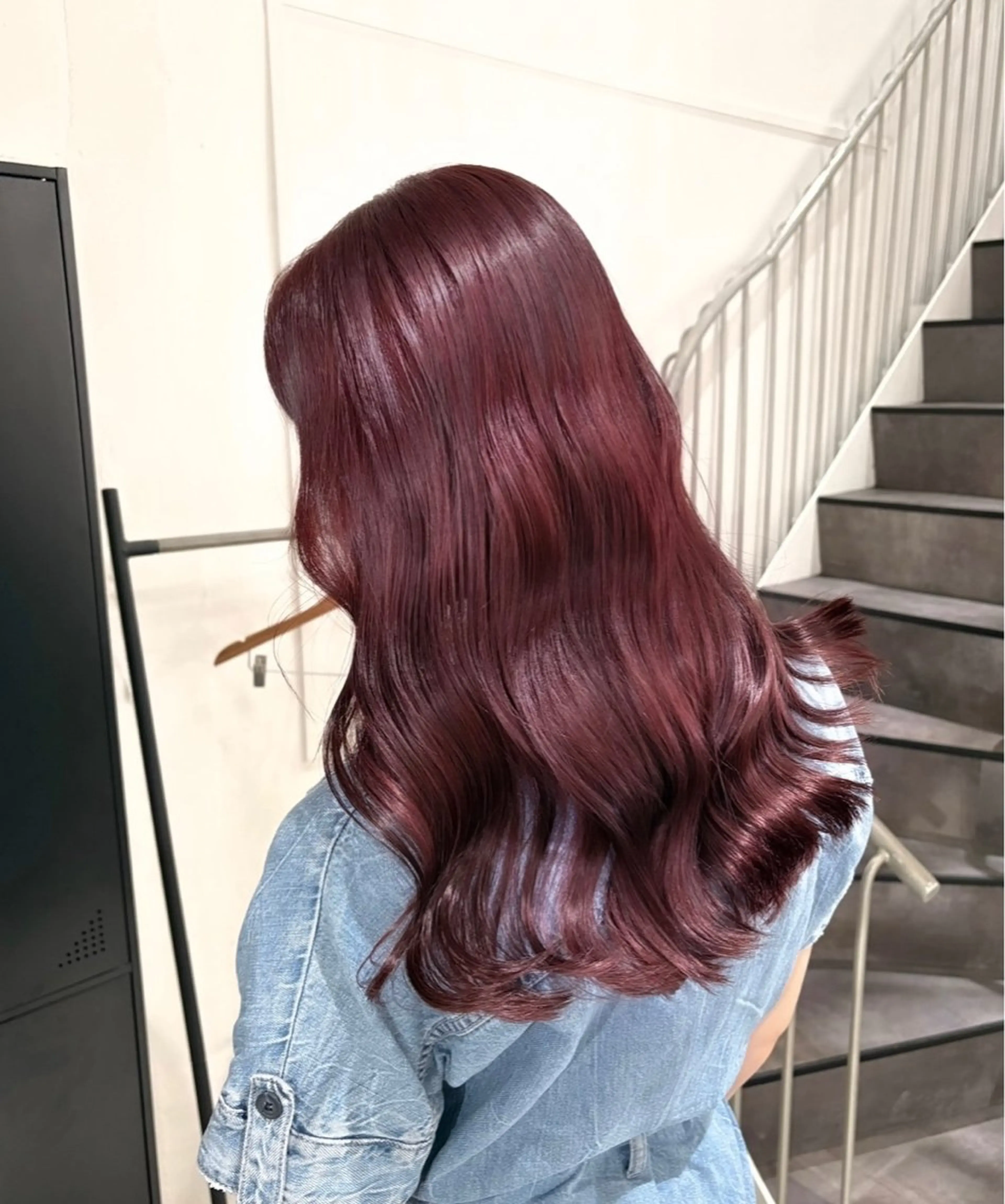 ロング カラー ショートボブ ボルドーカラー ピンクカラー レッドカラー ボブ カット ヘアカラー トリートメント Attrait .のヘアスタイル