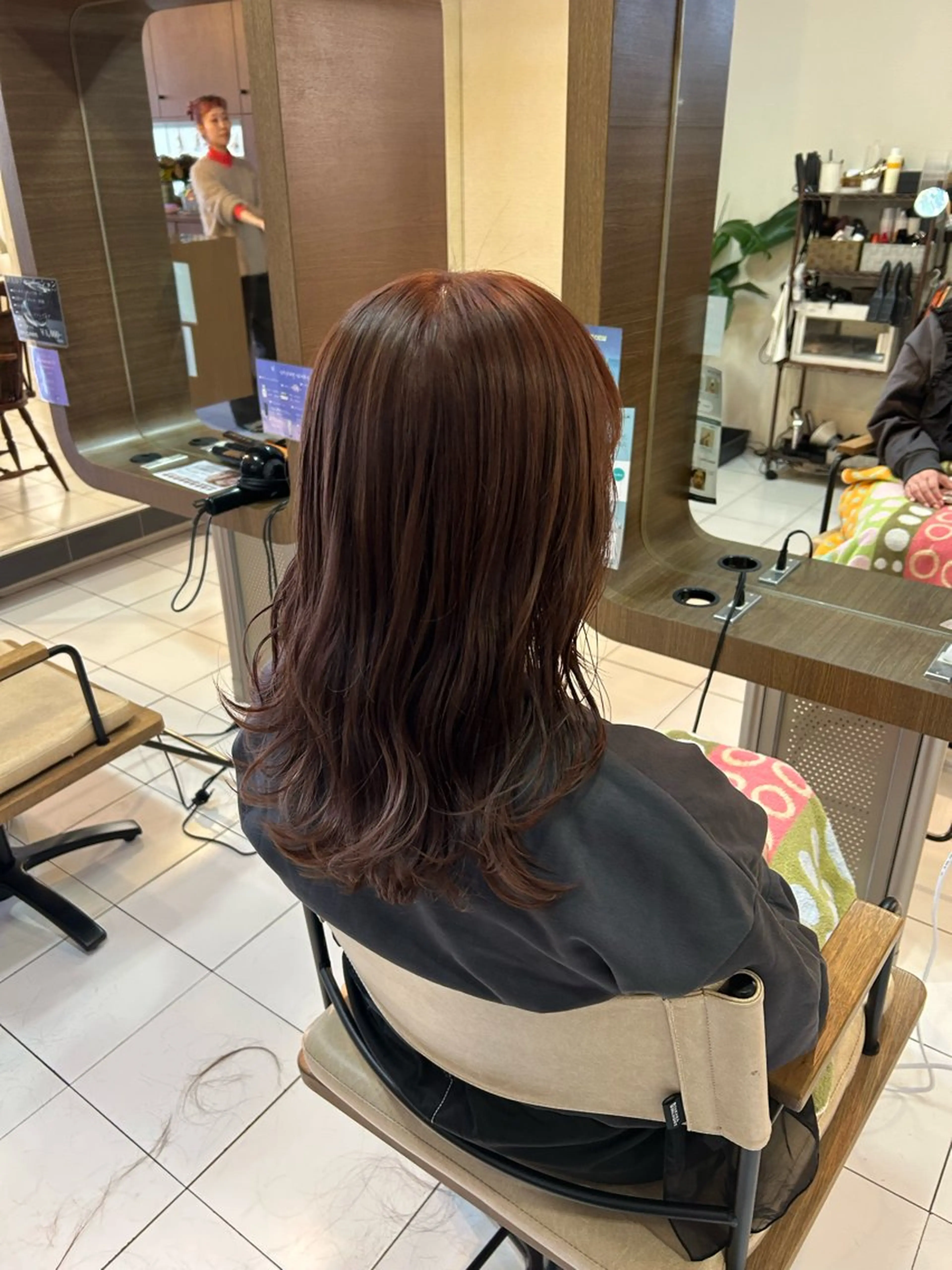 ミディアム カラー ブラウンカラー カット ヘアカラー アニメオタク美容師✂ miharuのヘアスタイル