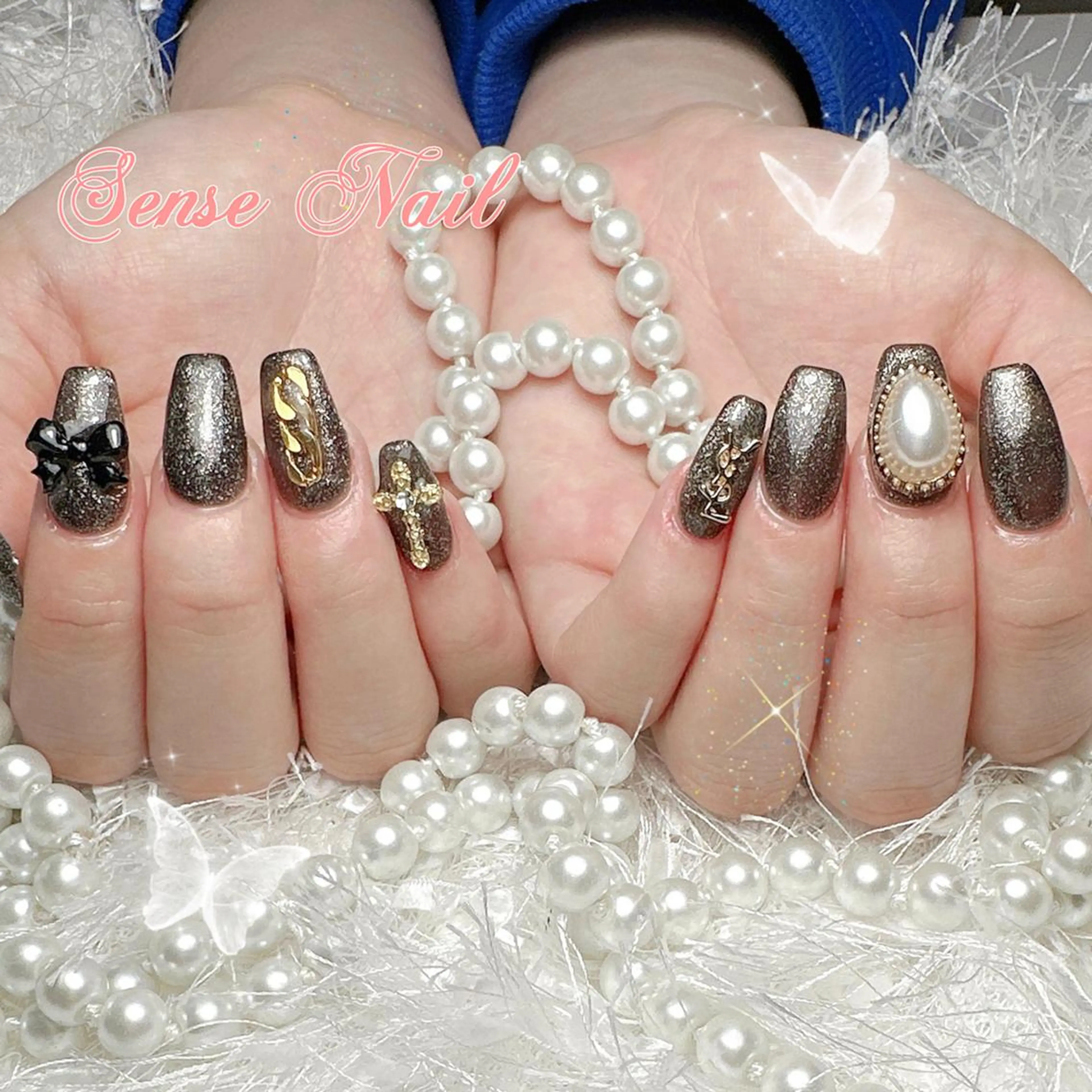 ネイル ハンドネイル ハンドケア Queening 🦋のネイルデザイン